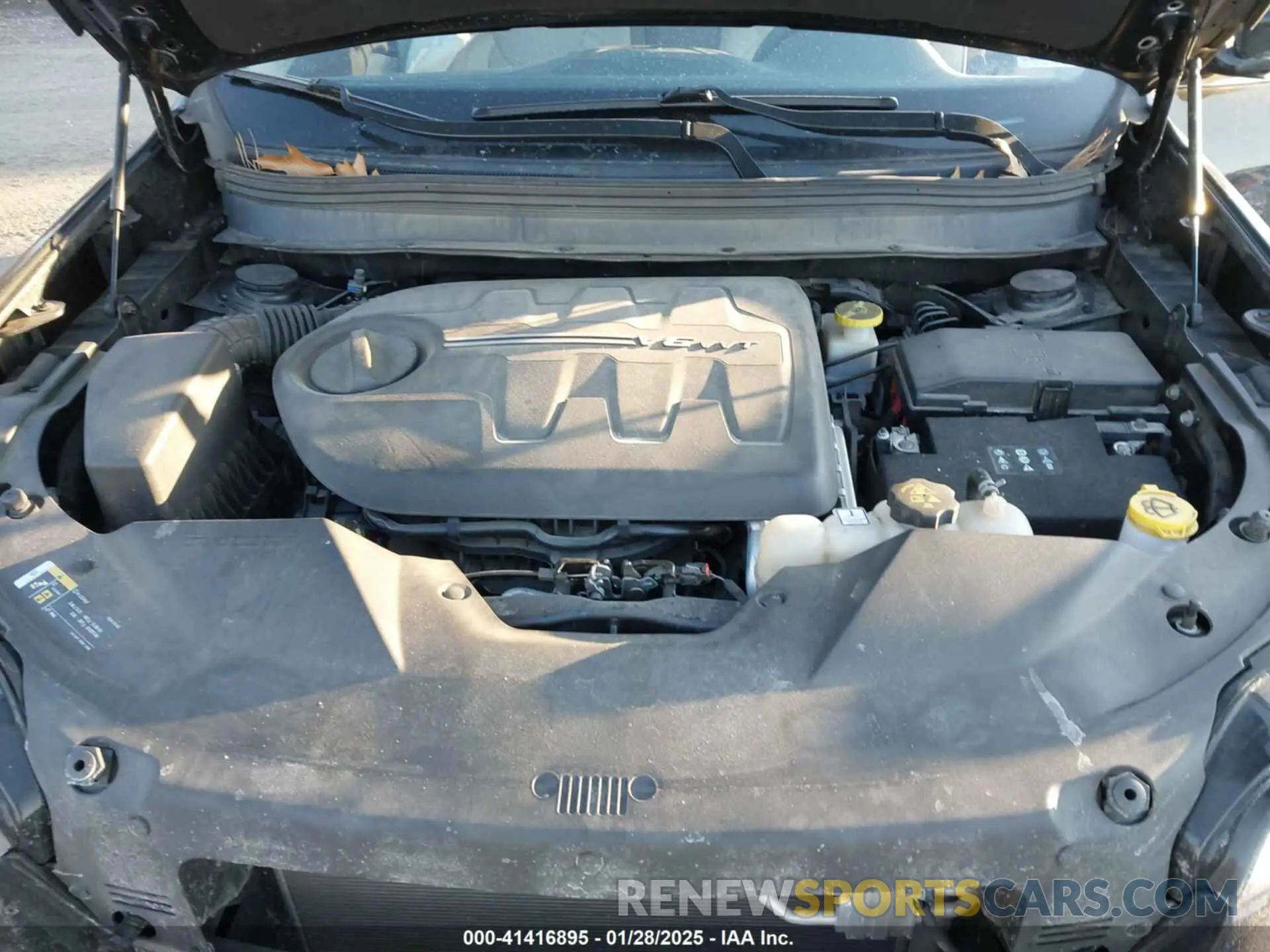 10 fotografías del automóvil dañado 1C4PJLDX4KD429111 JEEP CHEROKEE 2019