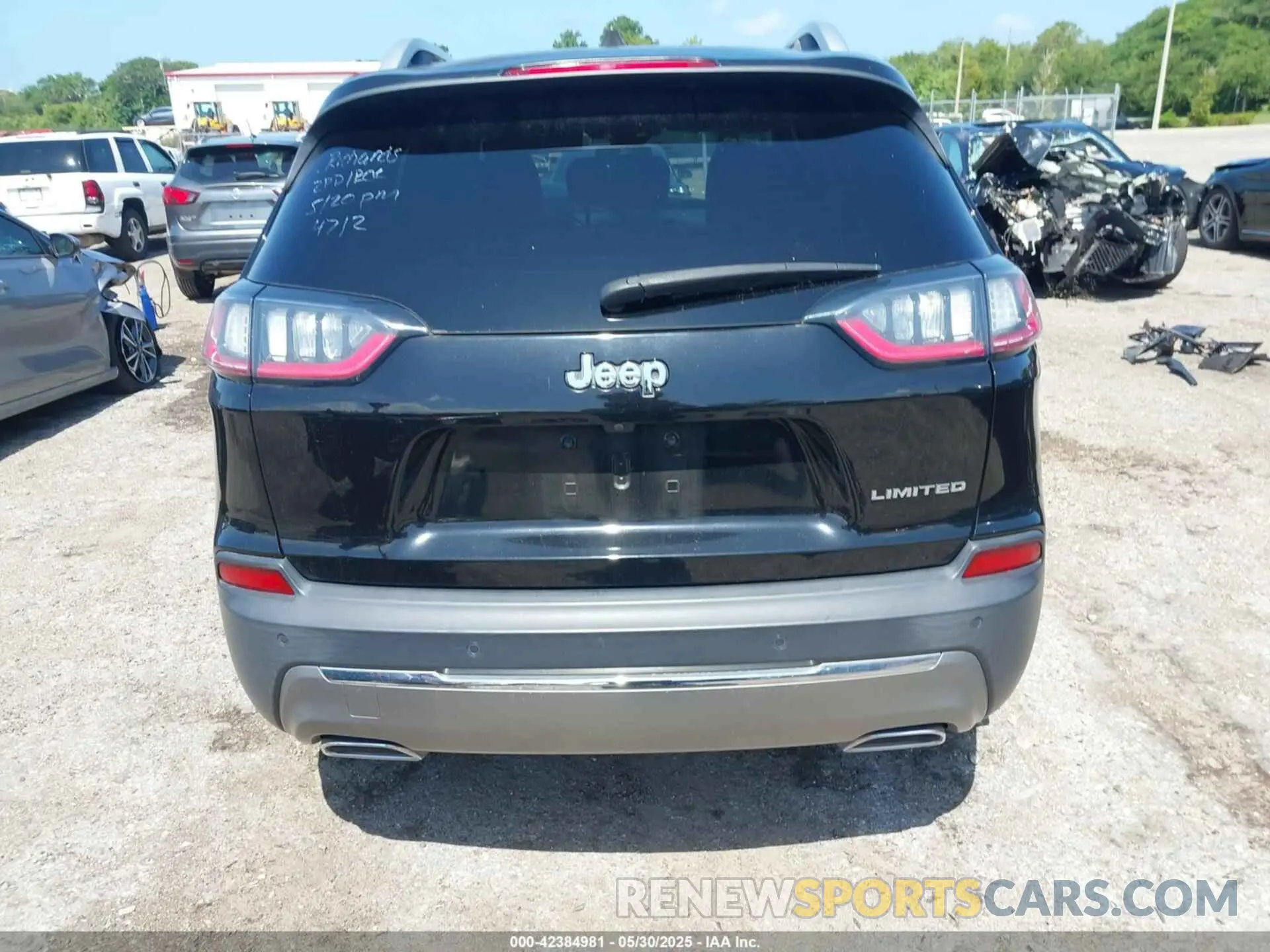 16 fotografías del automóvil dañado 1C4PJLDX4KD439914 JEEP CHEROKEE 2019
