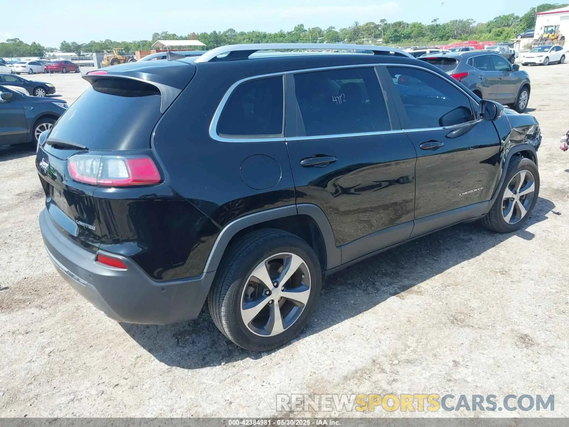 4 fotografías del automóvil dañado 1C4PJLDX4KD439914 JEEP CHEROKEE 2019
