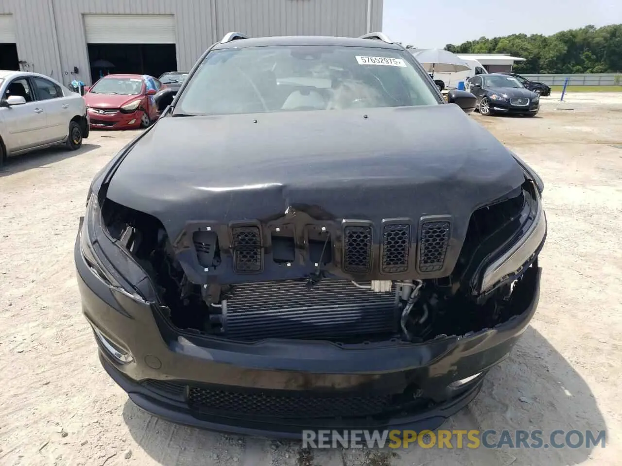 5 fotografías del automóvil dañado 1C4PJLJN0KD215834 JEEP CHEROKEE 2019