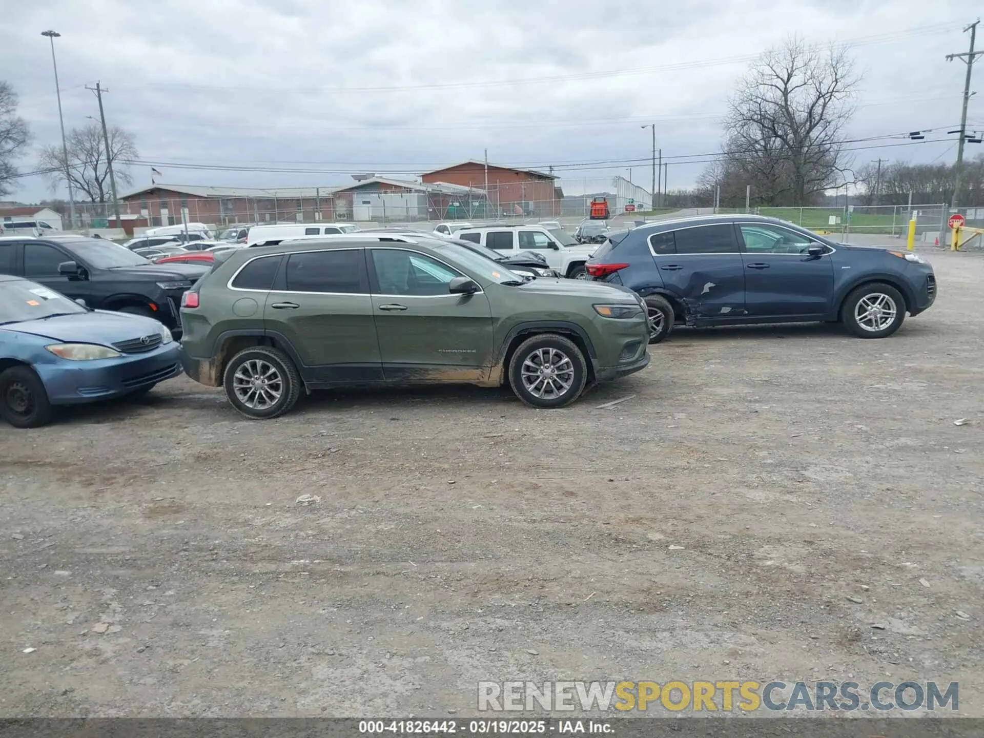 11 fotografías del automóvil dañado 1C4PJLLB0KD248397 JEEP CHEROKEE 2019