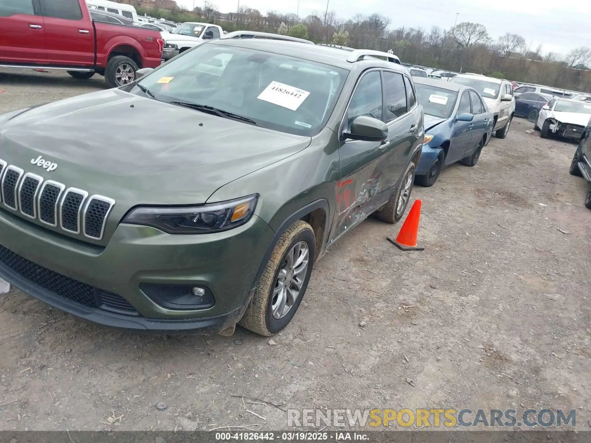 2 fotografías del automóvil dañado 1C4PJLLB0KD248397 JEEP CHEROKEE 2019