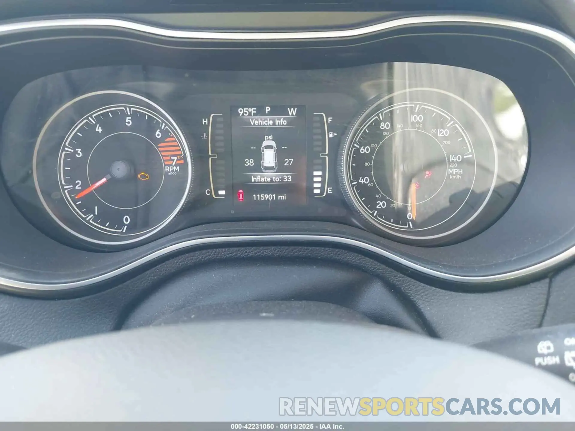 7 fotografías del automóvil dañado 1C4PJLLB0KD339282 JEEP CHEROKEE 2019
