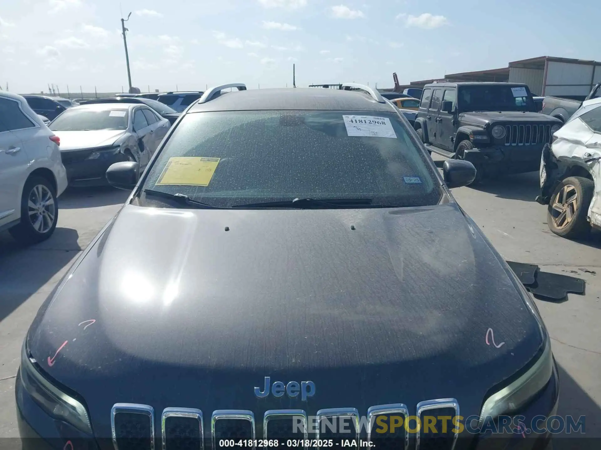 13 fotografías del automóvil dañado 1C4PJLLB0KD382309 JEEP CHEROKEE 2019