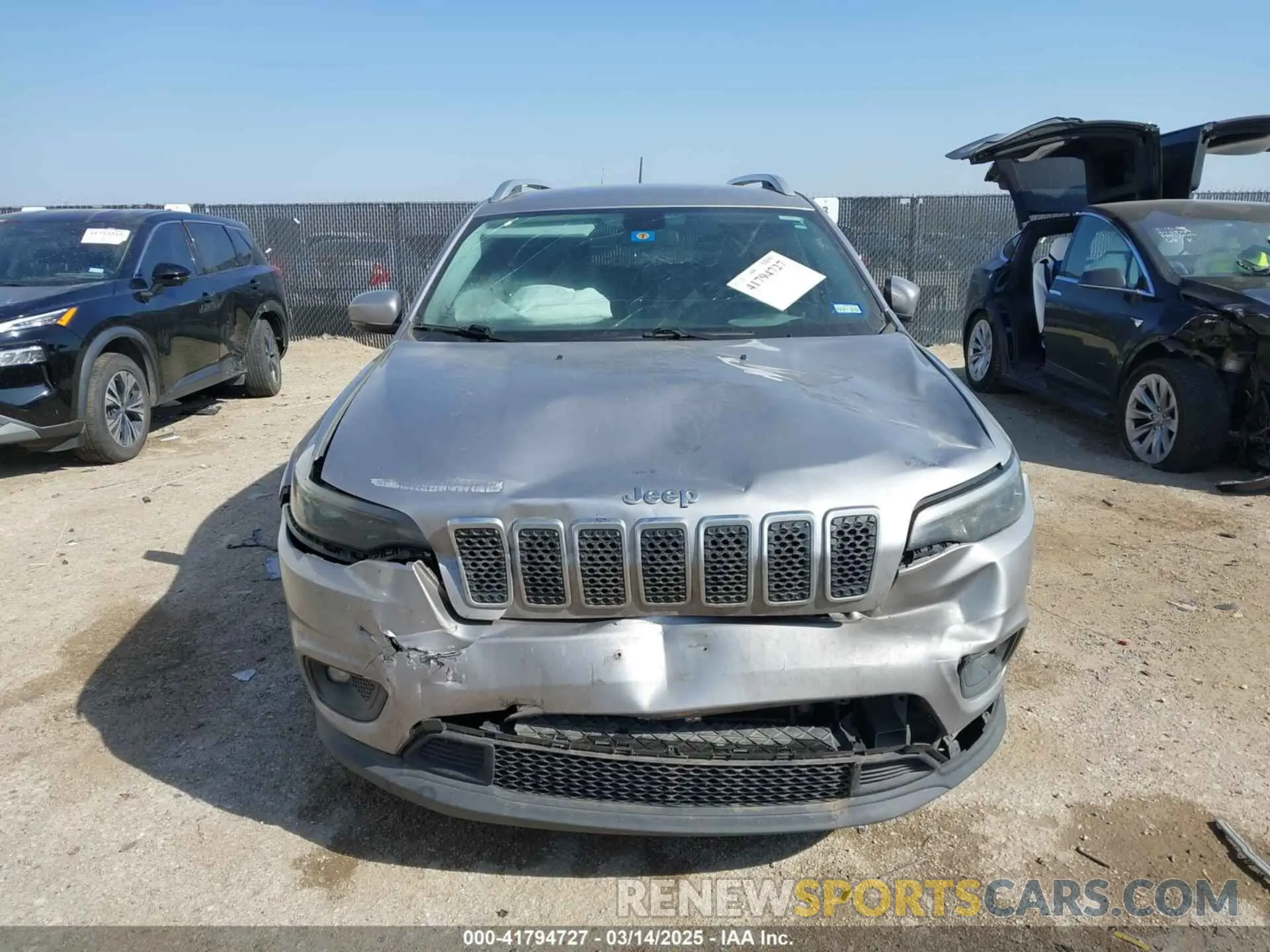 12 fotografías del automóvil dañado 1C4PJLLB0KD419780 JEEP CHEROKEE 2019