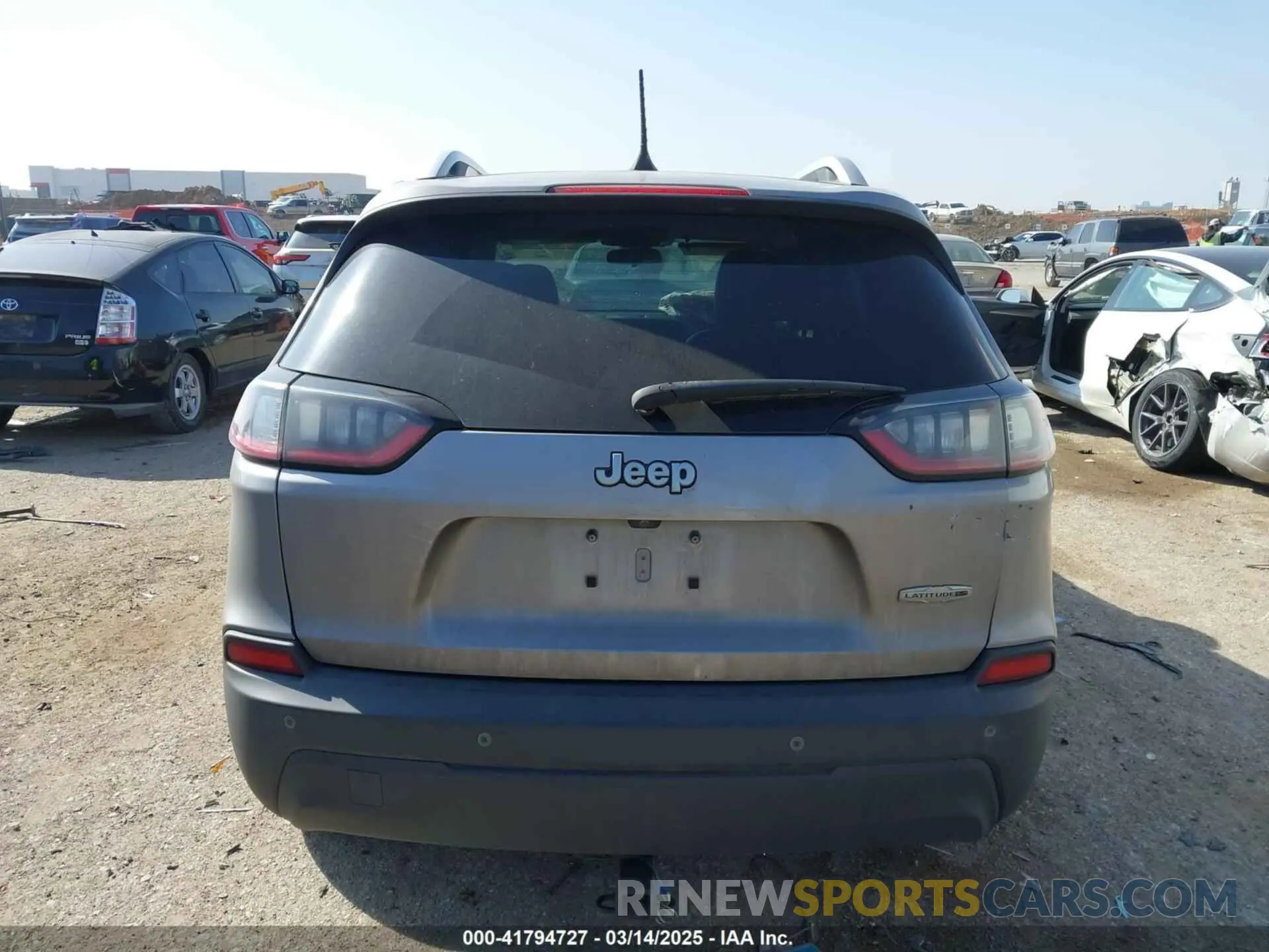 16 fotografías del automóvil dañado 1C4PJLLB0KD419780 JEEP CHEROKEE 2019