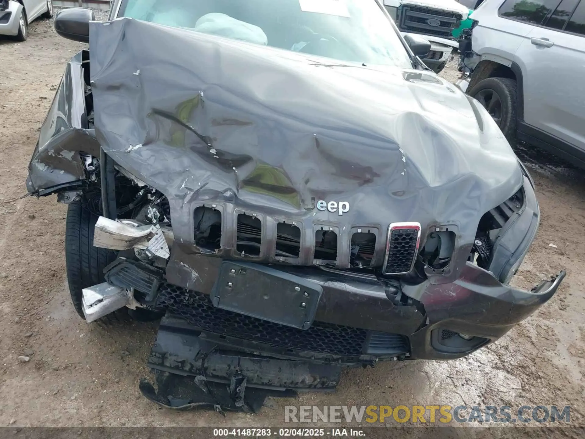 13 fotografías del automóvil dañado 1C4PJLLB1KD154822 JEEP CHEROKEE 2019