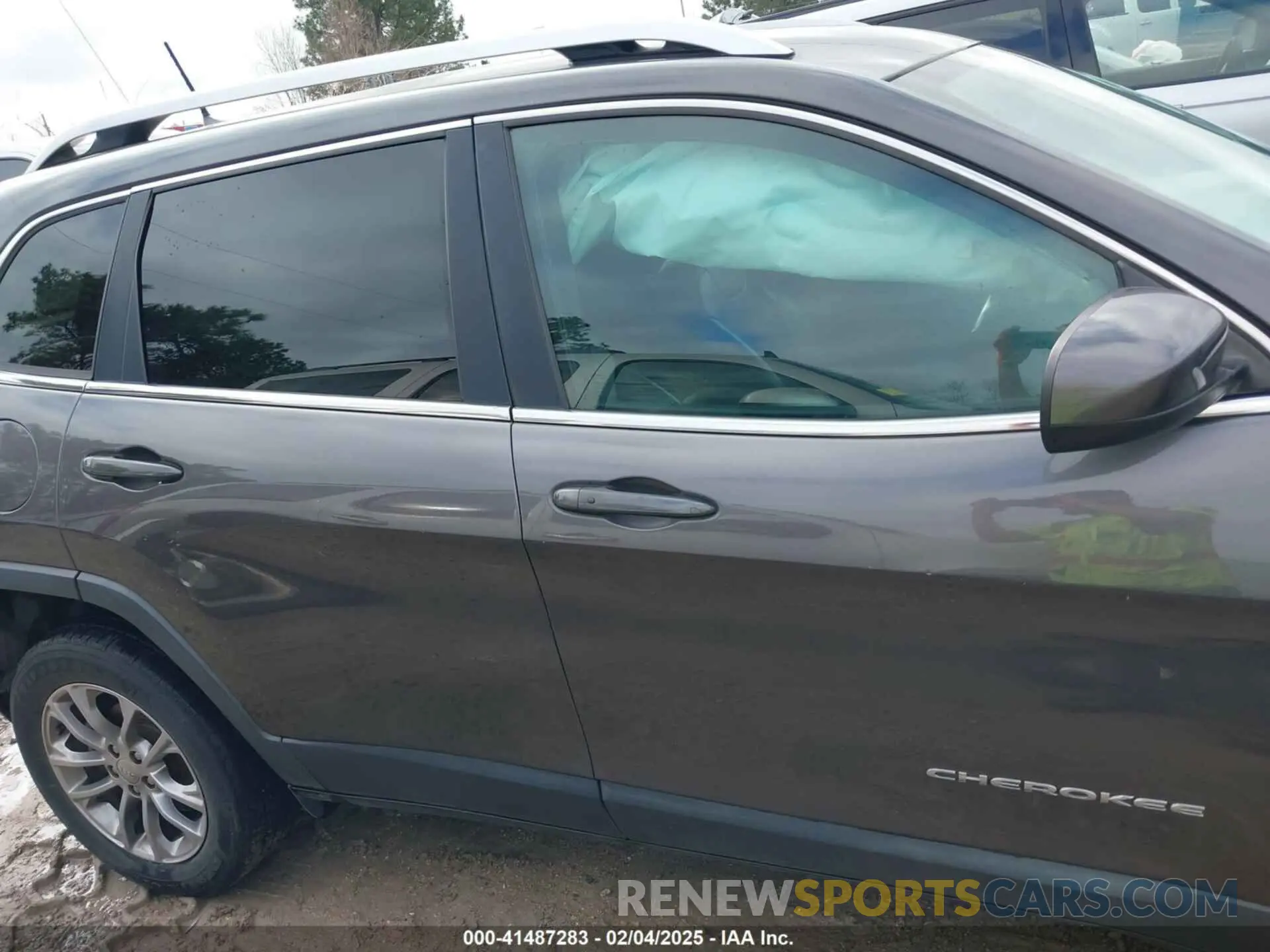 14 fotografías del automóvil dañado 1C4PJLLB1KD154822 JEEP CHEROKEE 2019