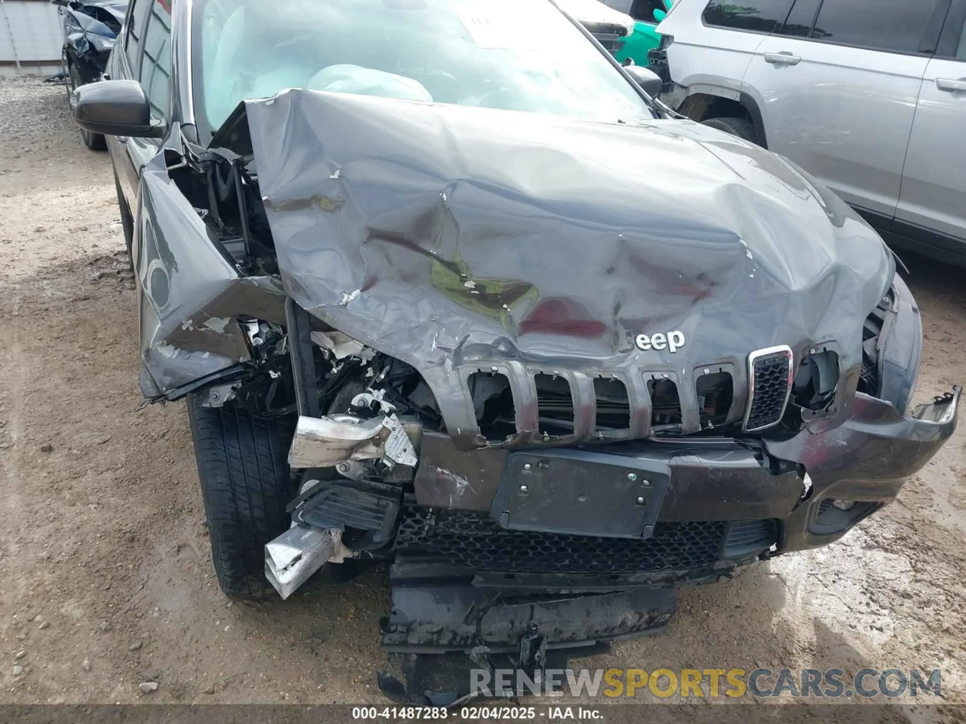6 fotografías del automóvil dañado 1C4PJLLB1KD154822 JEEP CHEROKEE 2019