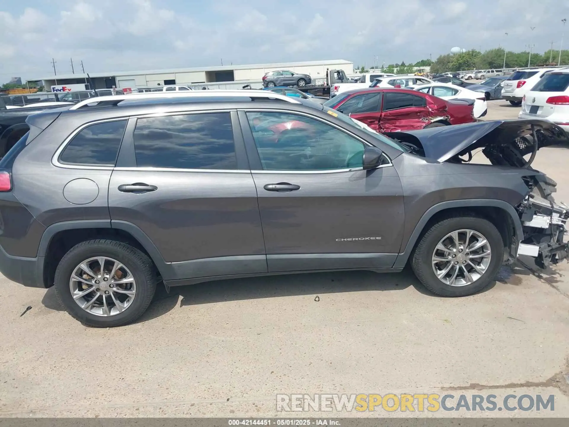 13 fotografías del automóvil dañado 1C4PJLLB2KD333239 JEEP CHEROKEE 2019