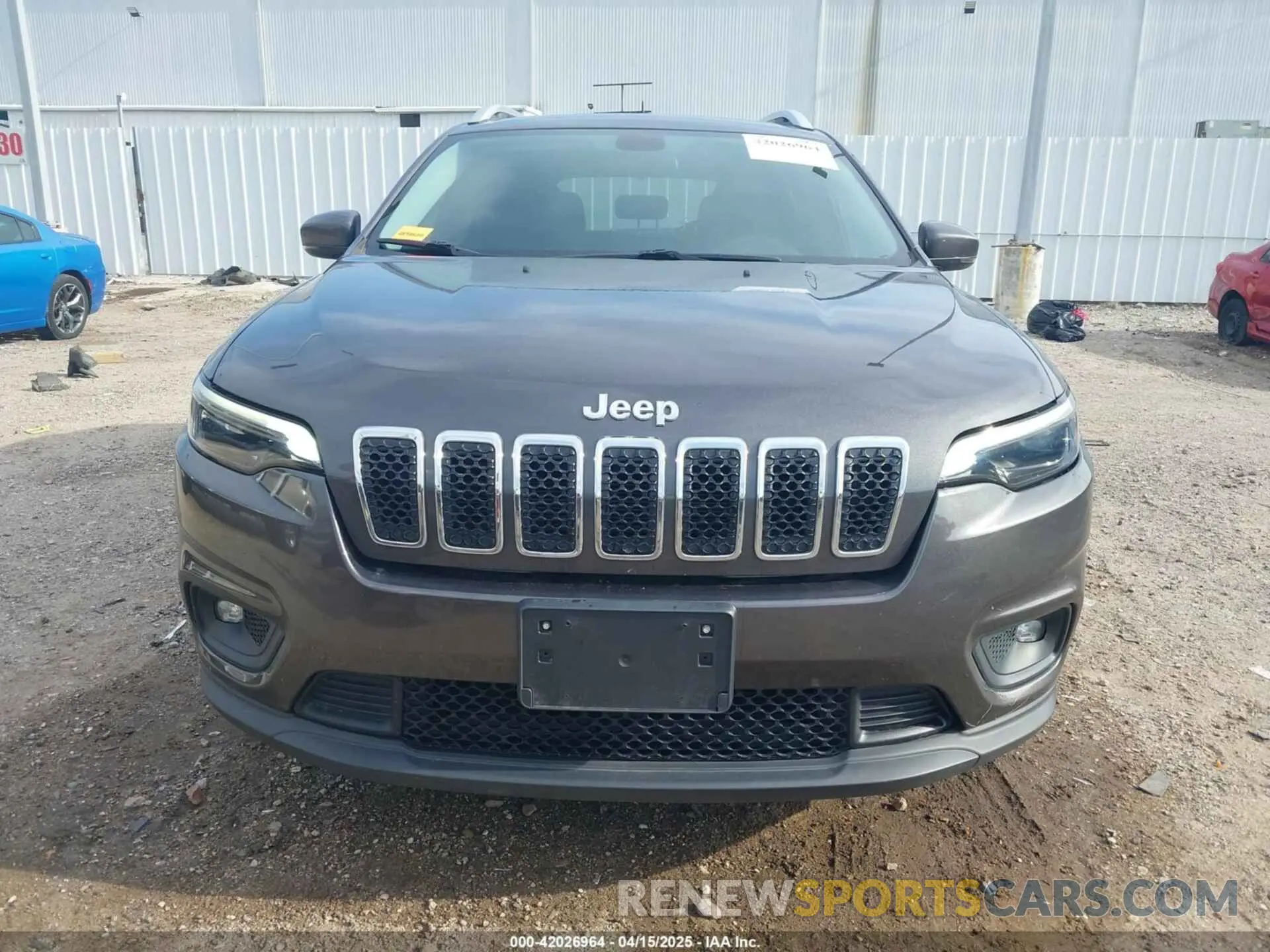 12 fotografías del automóvil dañado 1C4PJLLB2KD403502 JEEP CHEROKEE 2019