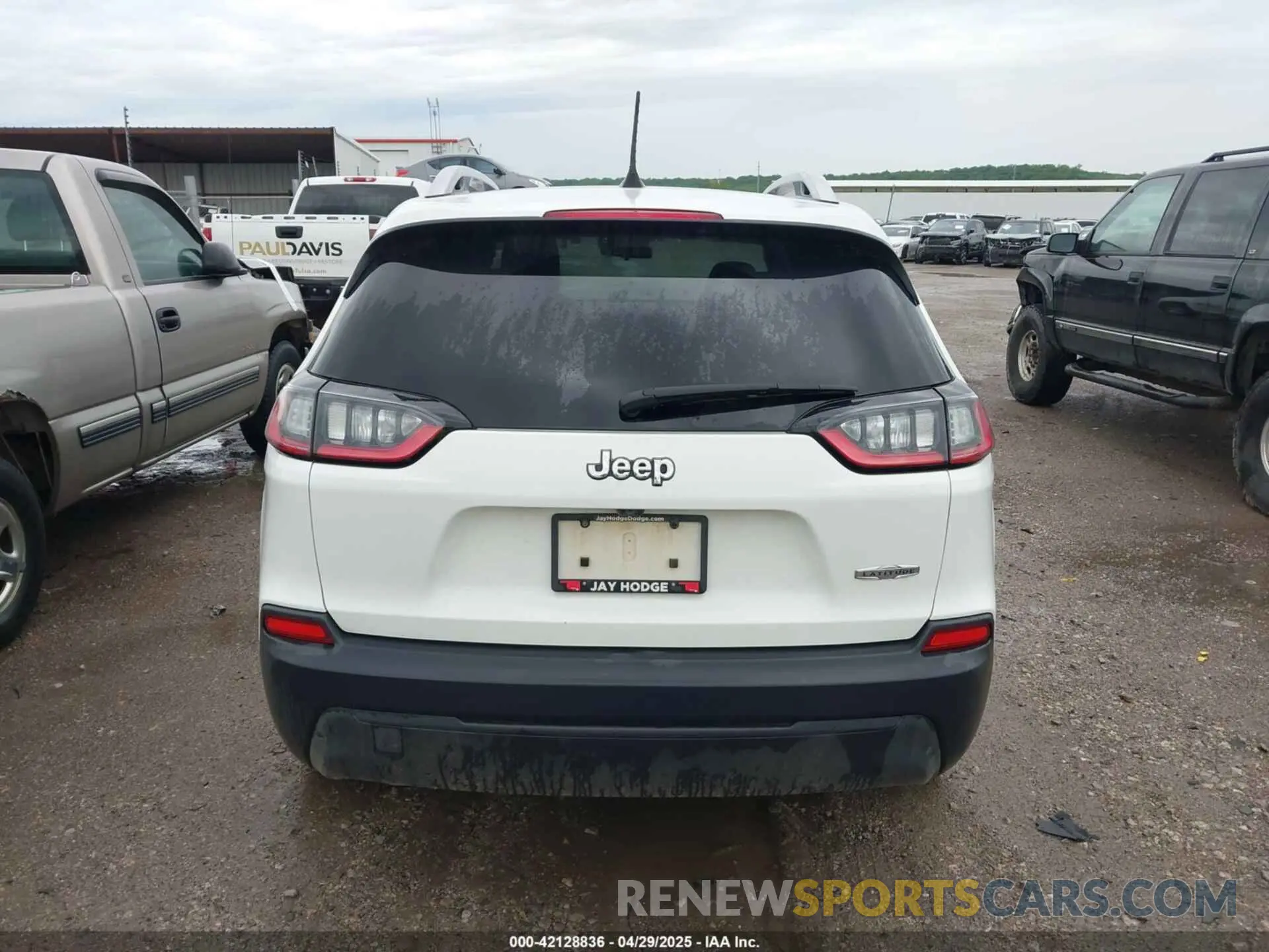 16 fotografías del automóvil dañado 1C4PJLLB3KD151355 JEEP CHEROKEE 2019