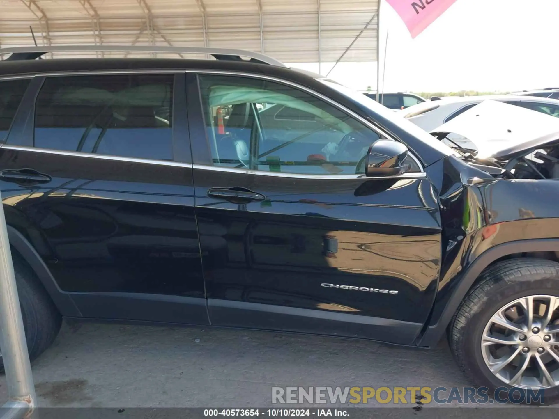 13 fotografías del automóvil dañado 1C4PJLLB3KD205690 JEEP CHEROKEE 2019