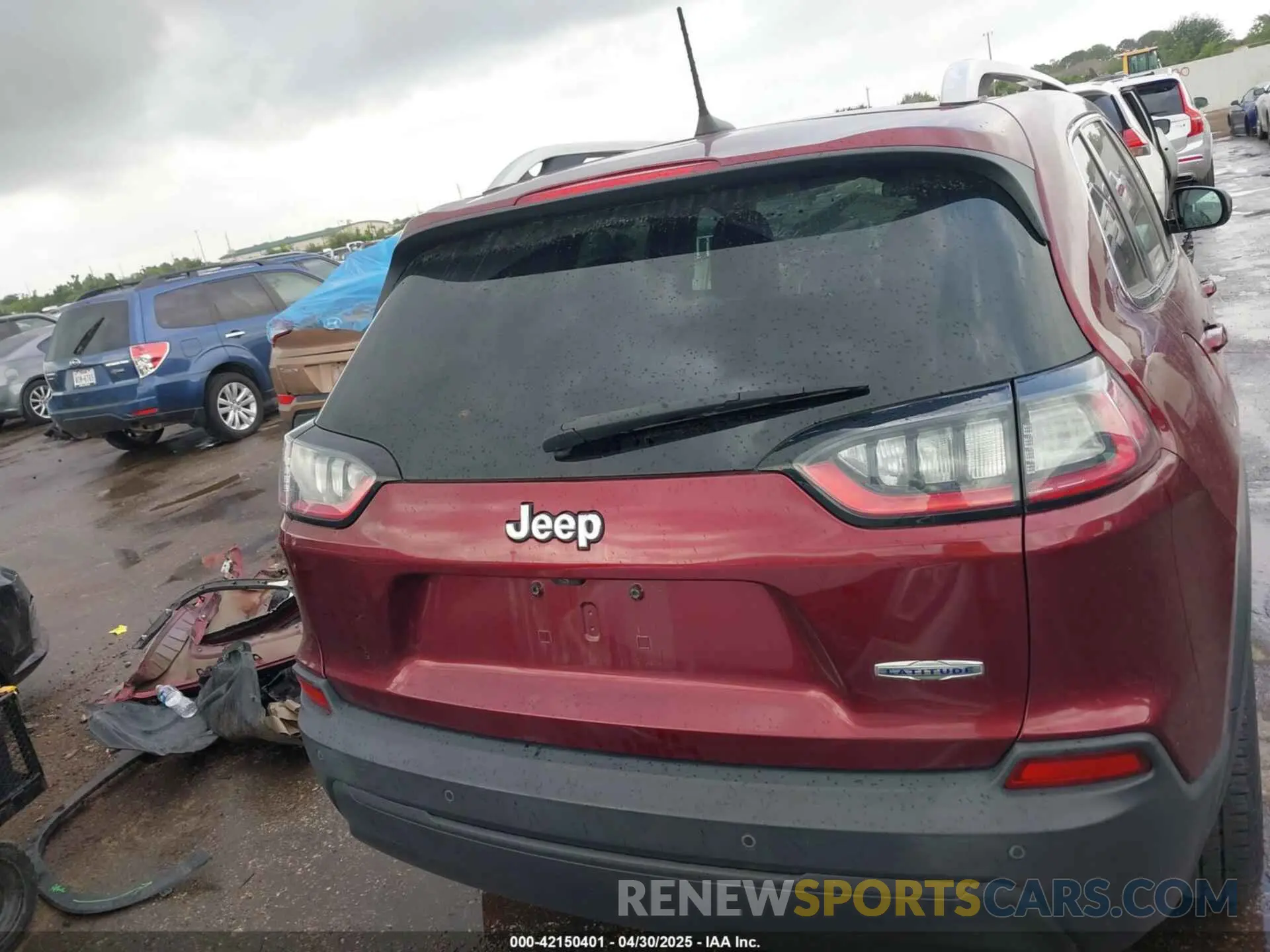 16 fotografías del automóvil dañado 1C4PJLLB3KD327000 JEEP CHEROKEE 2019
