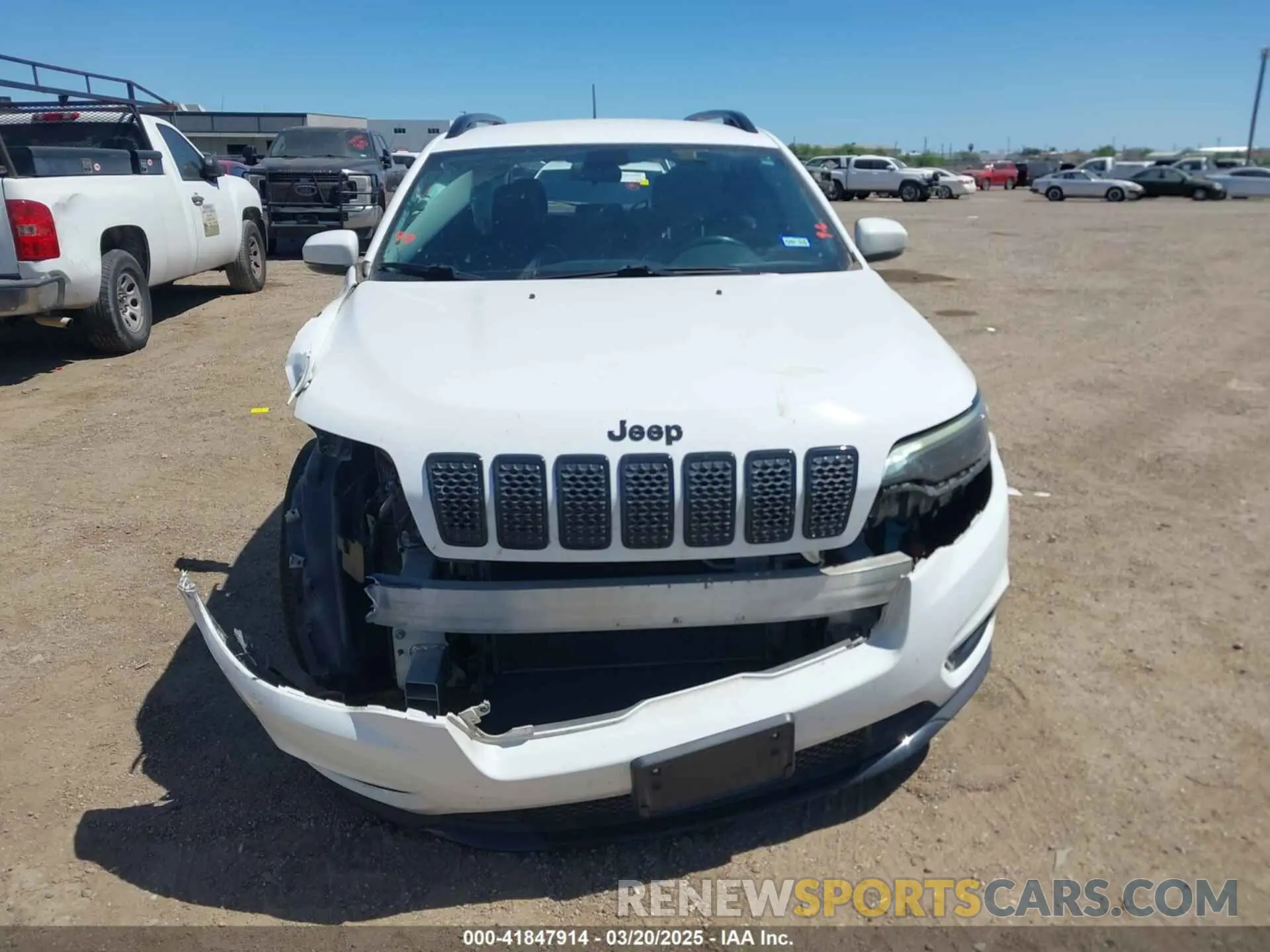 12 fotografías del automóvil dañado 1C4PJLLB3KD339230 JEEP CHEROKEE 2019