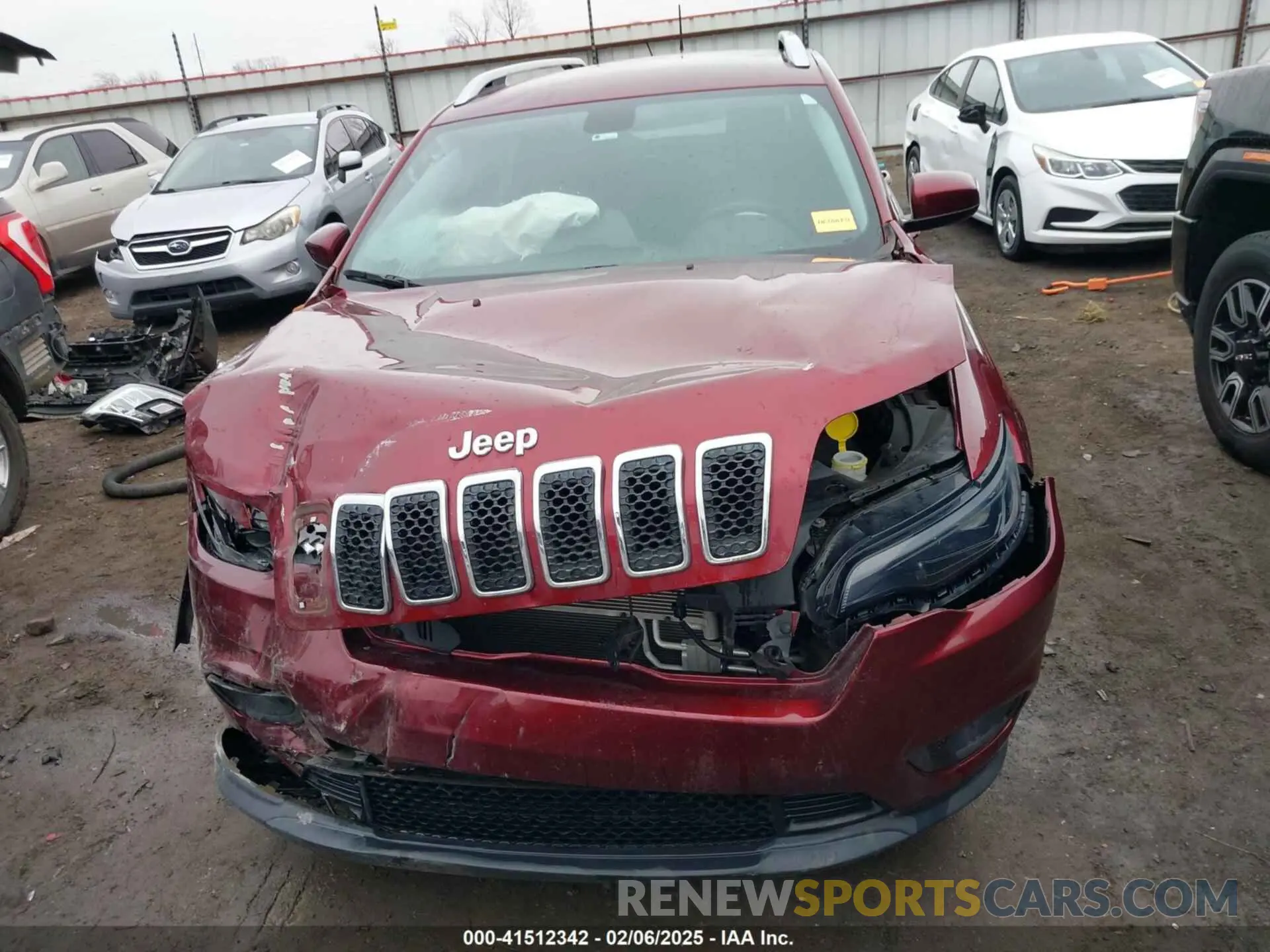 12 fotografías del automóvil dañado 1C4PJLLB4KD226533 JEEP CHEROKEE 2019