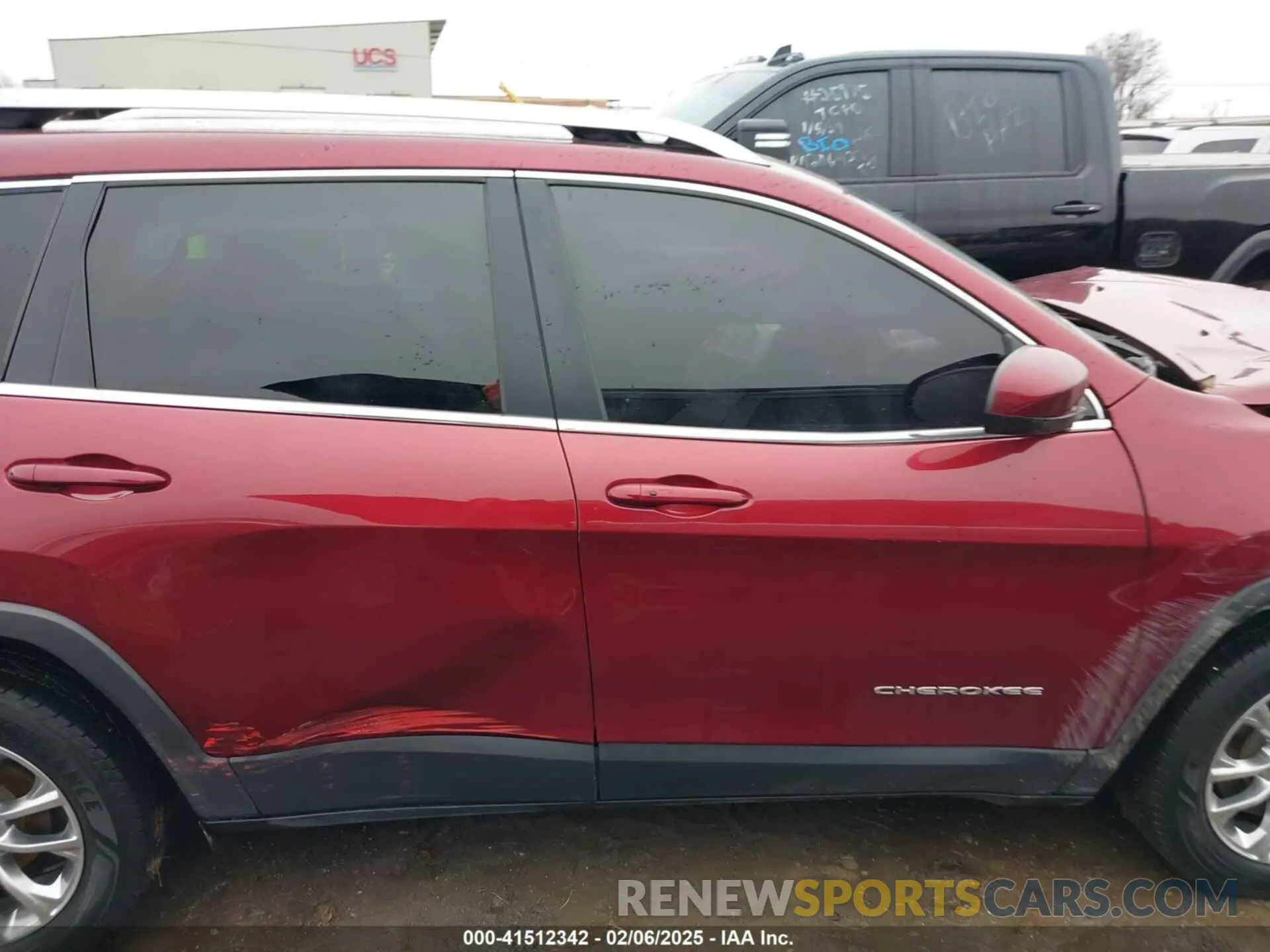 13 fotografías del automóvil dañado 1C4PJLLB4KD226533 JEEP CHEROKEE 2019