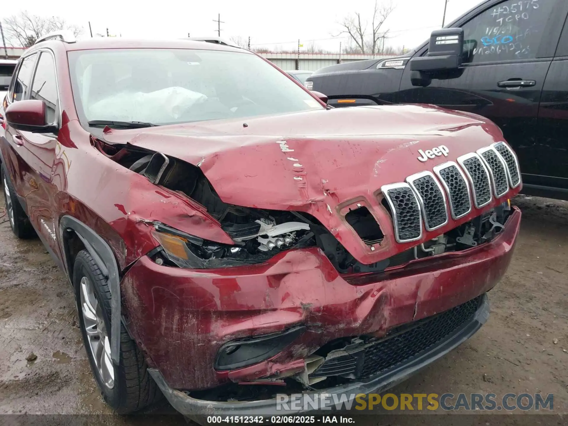 6 fotografías del automóvil dañado 1C4PJLLB4KD226533 JEEP CHEROKEE 2019