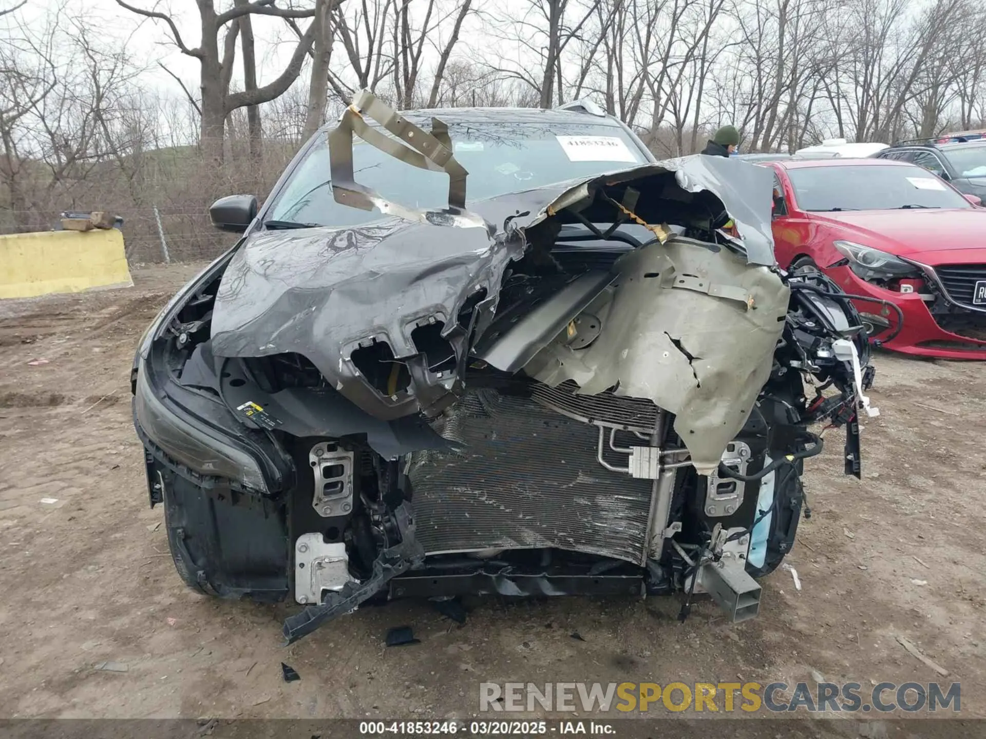 13 fotografías del automóvil dañado 1C4PJLLB4KD382412 JEEP CHEROKEE 2019