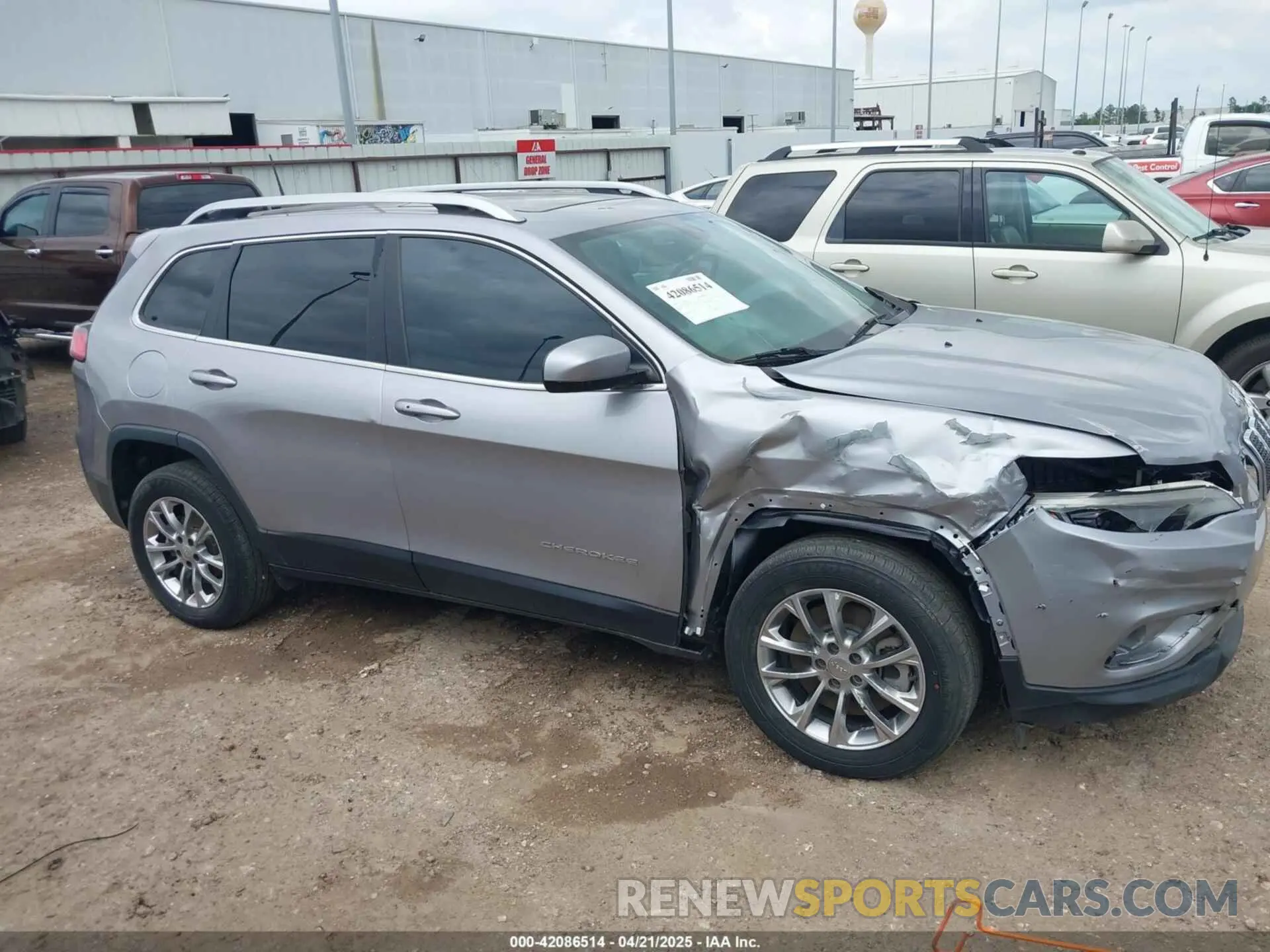 13 fotografías del automóvil dañado 1C4PJLLB5KD128613 JEEP CHEROKEE 2019