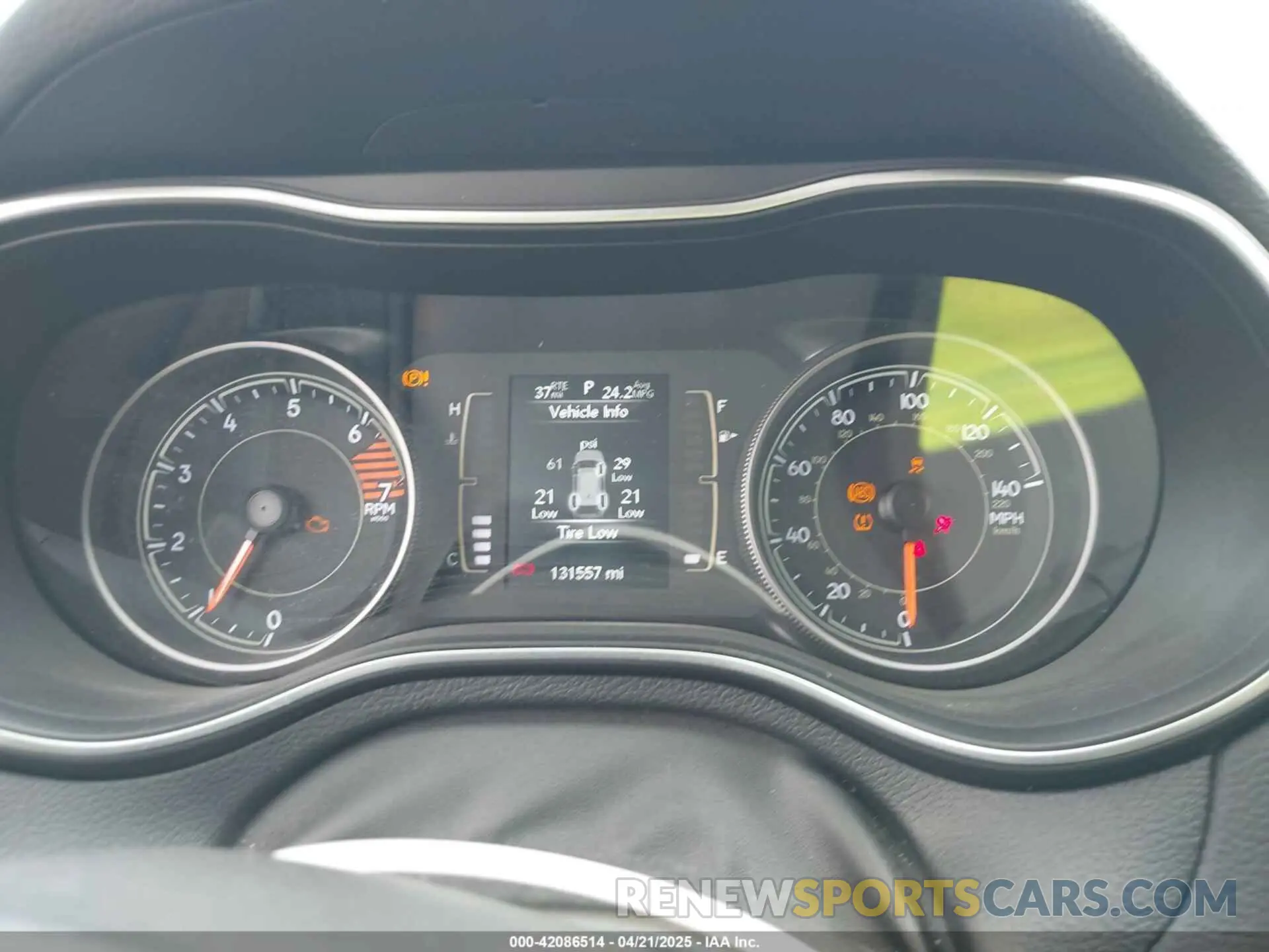 7 fotografías del automóvil dañado 1C4PJLLB5KD128613 JEEP CHEROKEE 2019