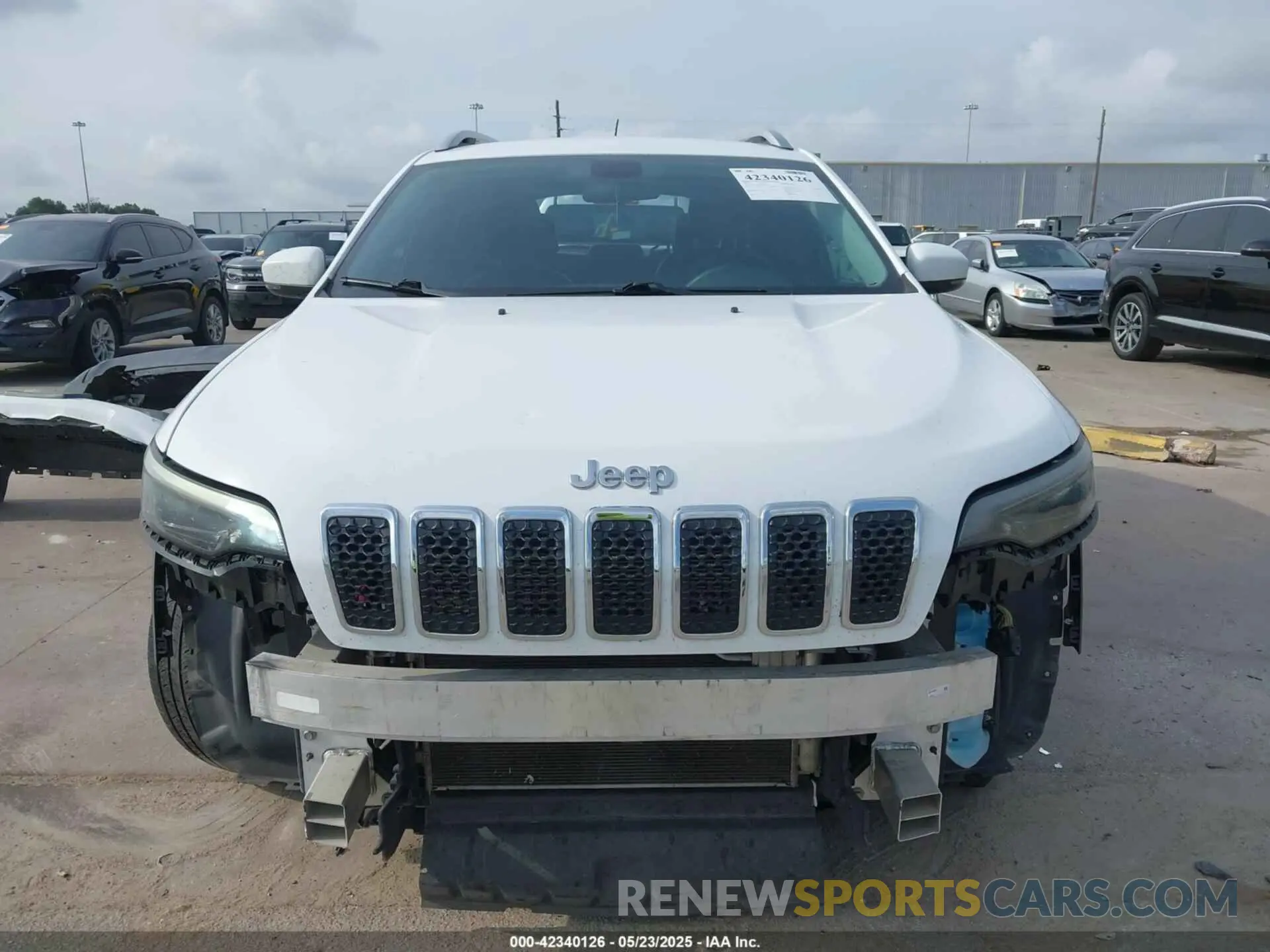 13 fotografías del automóvil dañado 1C4PJLLB5KD331890 JEEP CHEROKEE 2019