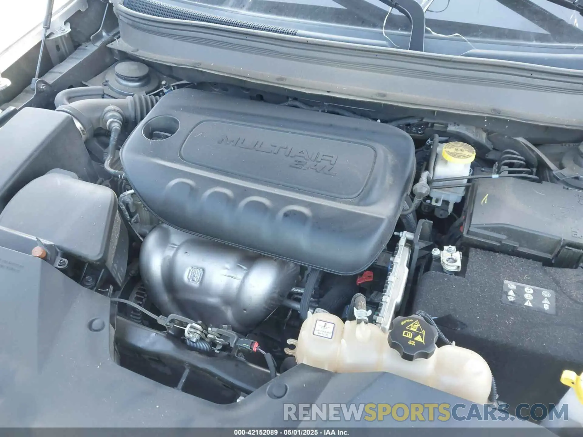 10 fotografías del automóvil dañado 1C4PJLLB6KD482852 JEEP CHEROKEE 2019