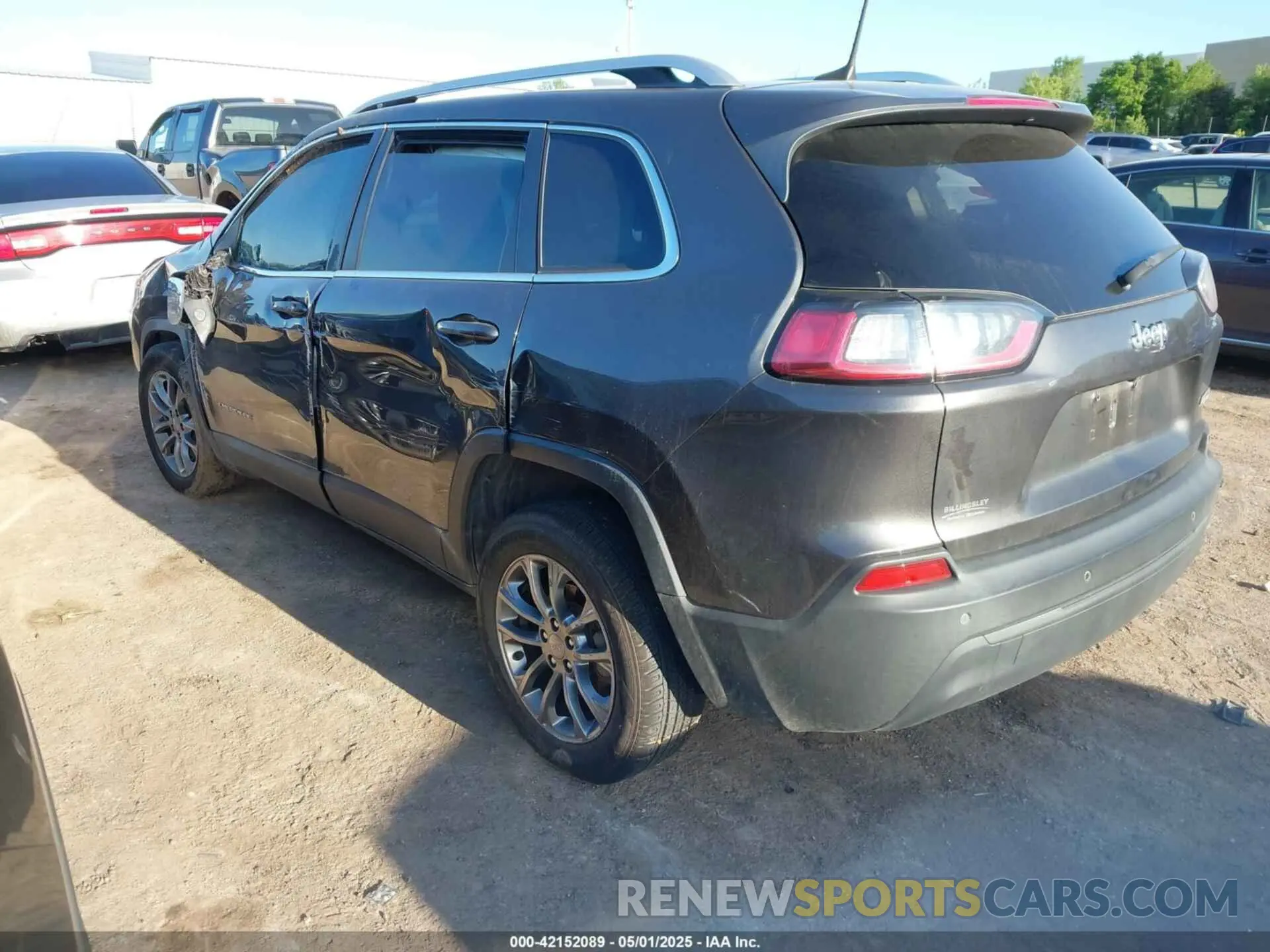 3 fotografías del automóvil dañado 1C4PJLLB6KD482852 JEEP CHEROKEE 2019
