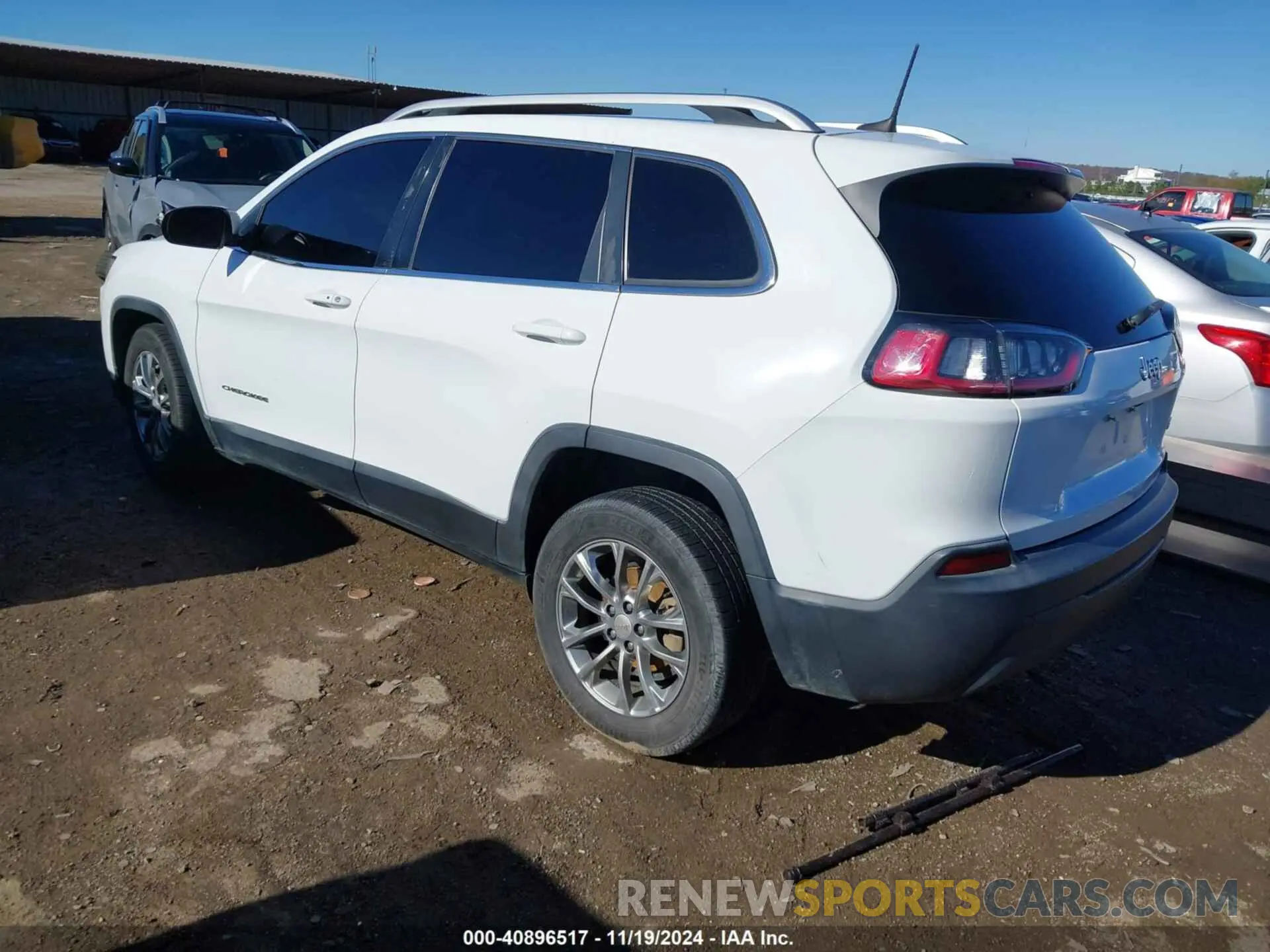 3 fotografías del automóvil dañado 1C4PJLLB9KD132597 JEEP CHEROKEE 2019
