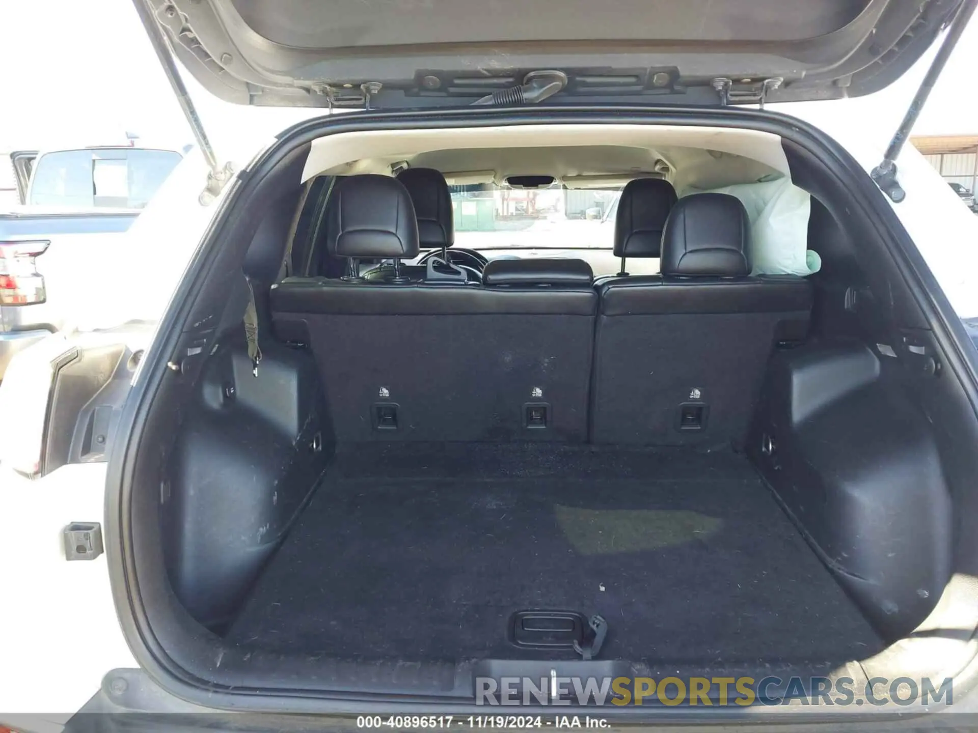8 fotografías del automóvil dañado 1C4PJLLB9KD132597 JEEP CHEROKEE 2019