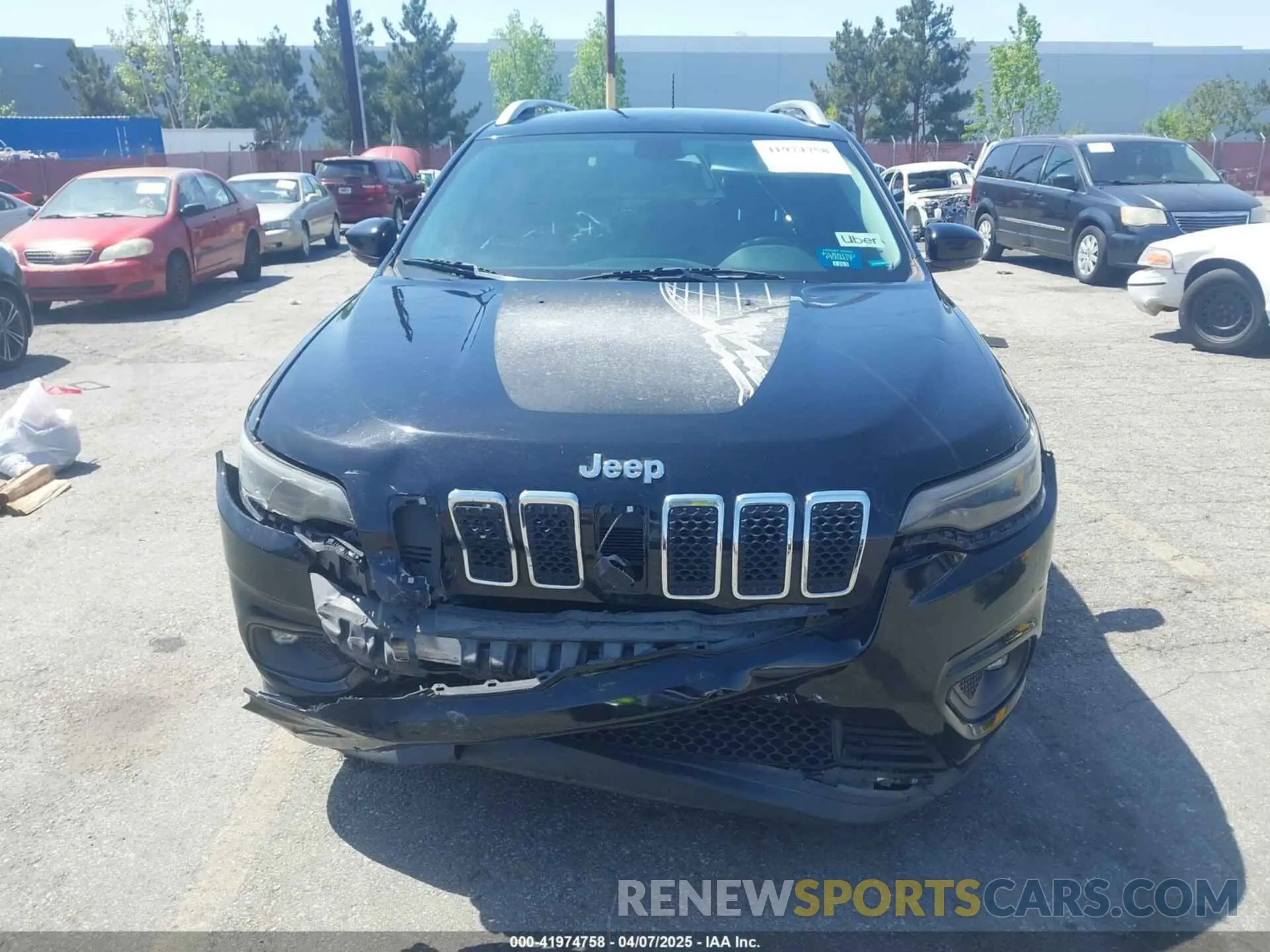 12 fotografías del automóvil dañado 1C4PJLLB9KD248110 JEEP CHEROKEE 2019