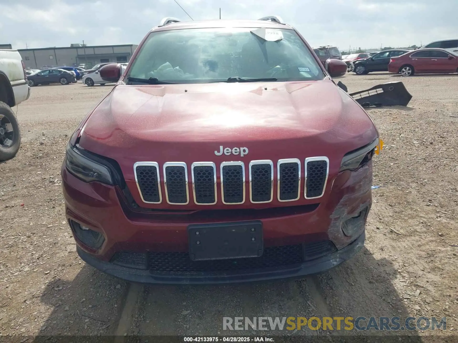 12 fotografías del automóvil dañado 1C4PJLLB9KD404257 JEEP CHEROKEE 2019