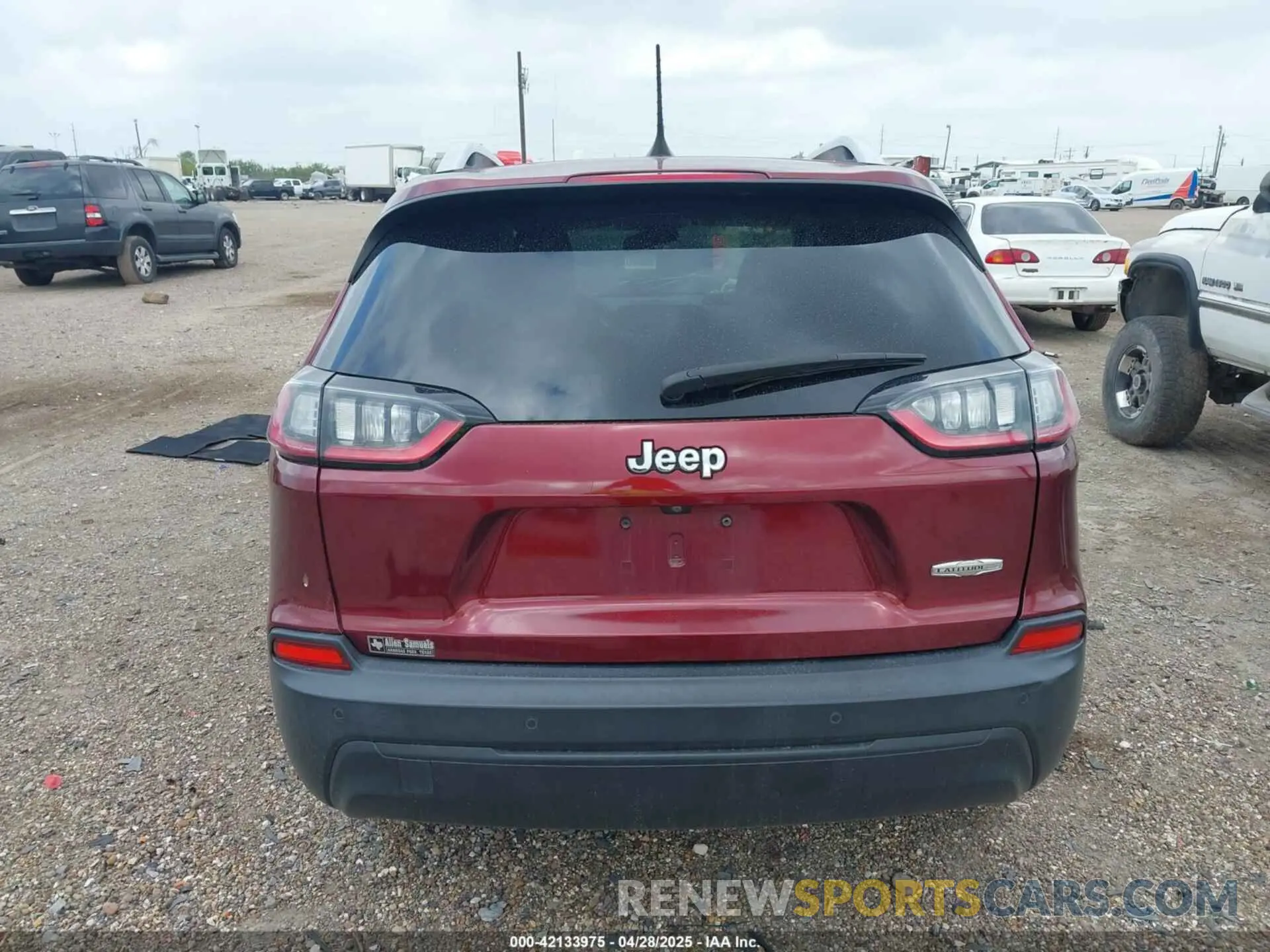 16 fotografías del automóvil dañado 1C4PJLLB9KD404257 JEEP CHEROKEE 2019