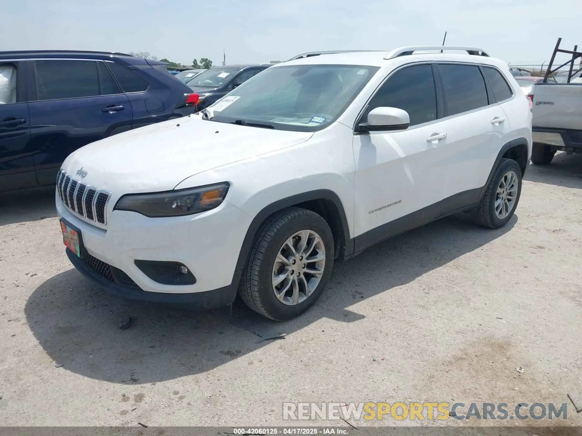 2 fotografías del automóvil dañado 1C4PJLLBXKD220221 JEEP CHEROKEE 2019
