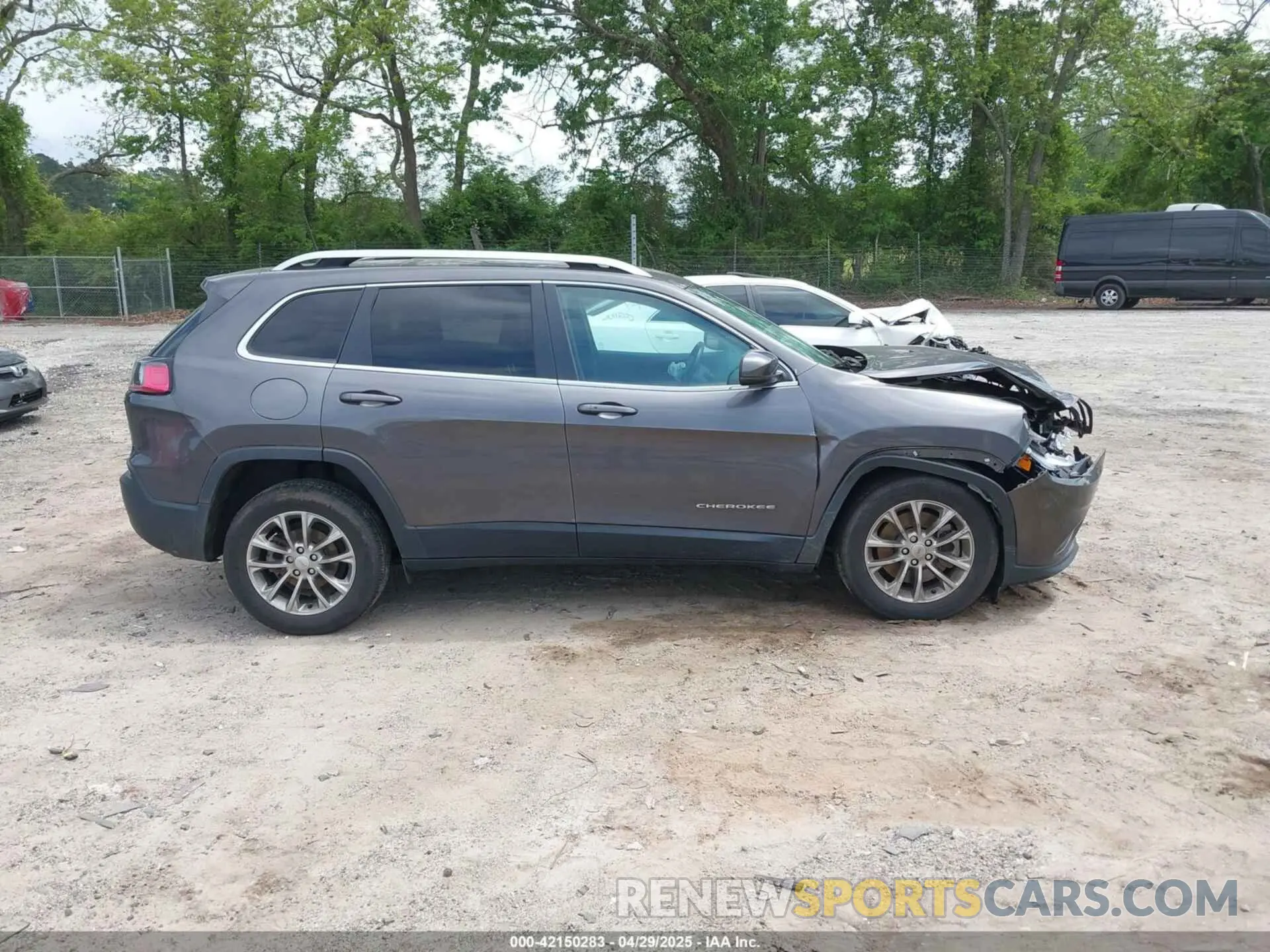 13 fotografías del automóvil dañado 1C4PJLLBXKD305219 JEEP CHEROKEE 2019