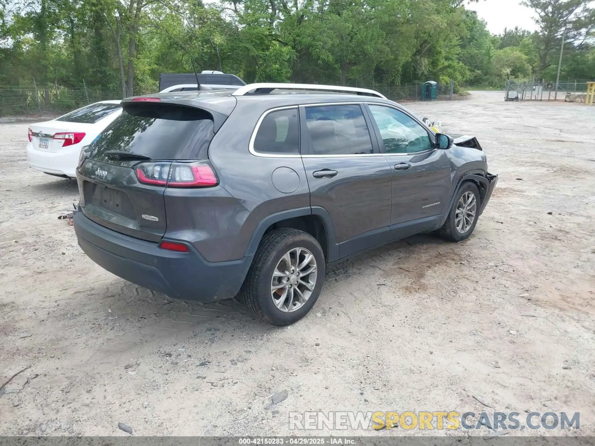 4 fotografías del automóvil dañado 1C4PJLLBXKD305219 JEEP CHEROKEE 2019