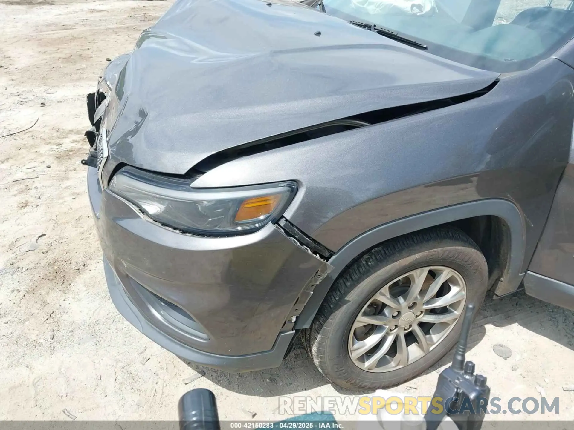 6 fotografías del automóvil dañado 1C4PJLLBXKD305219 JEEP CHEROKEE 2019