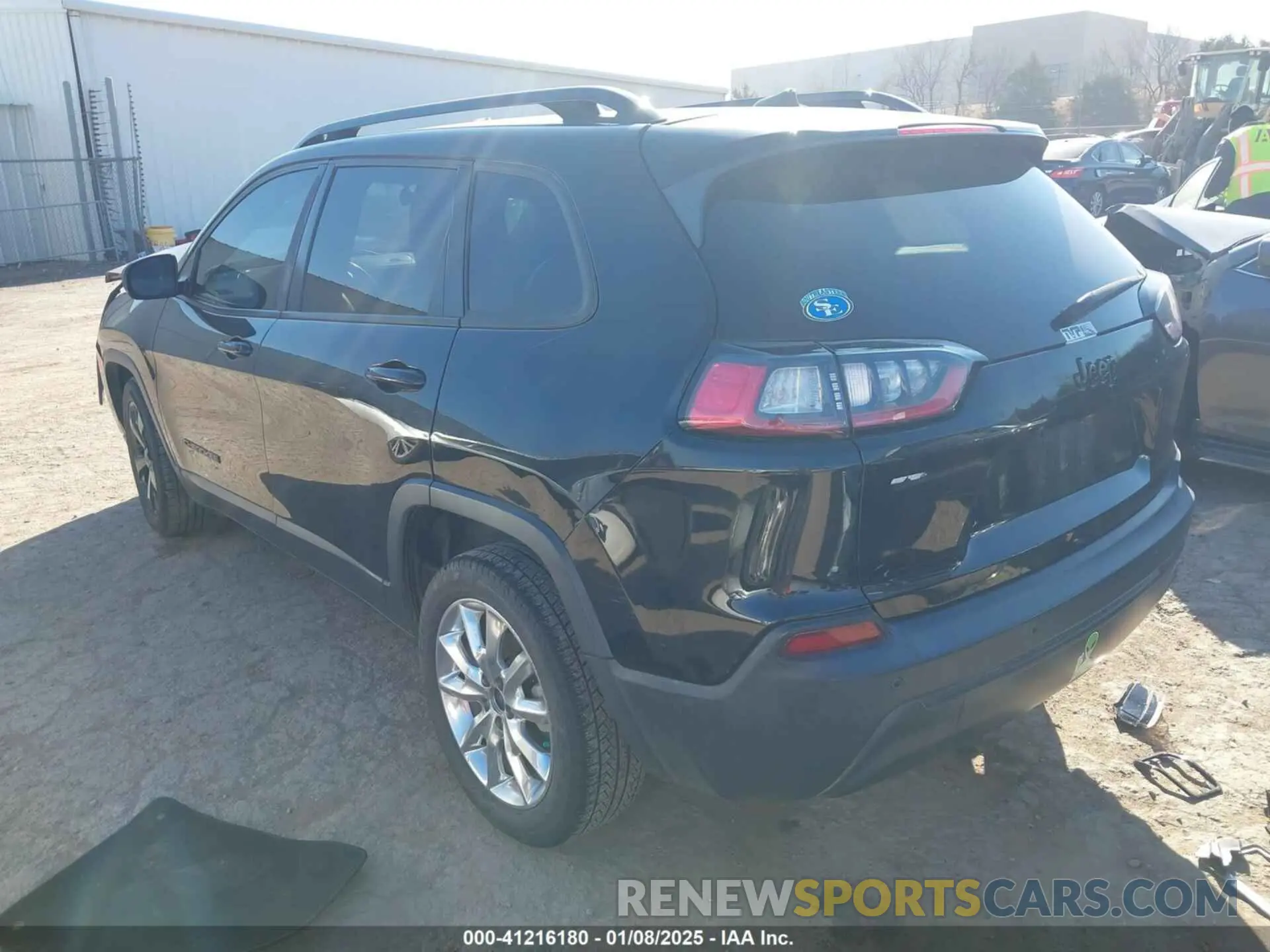 3 fotografías del automóvil dañado 1C4PJLLBXKD339287 JEEP CHEROKEE 2019