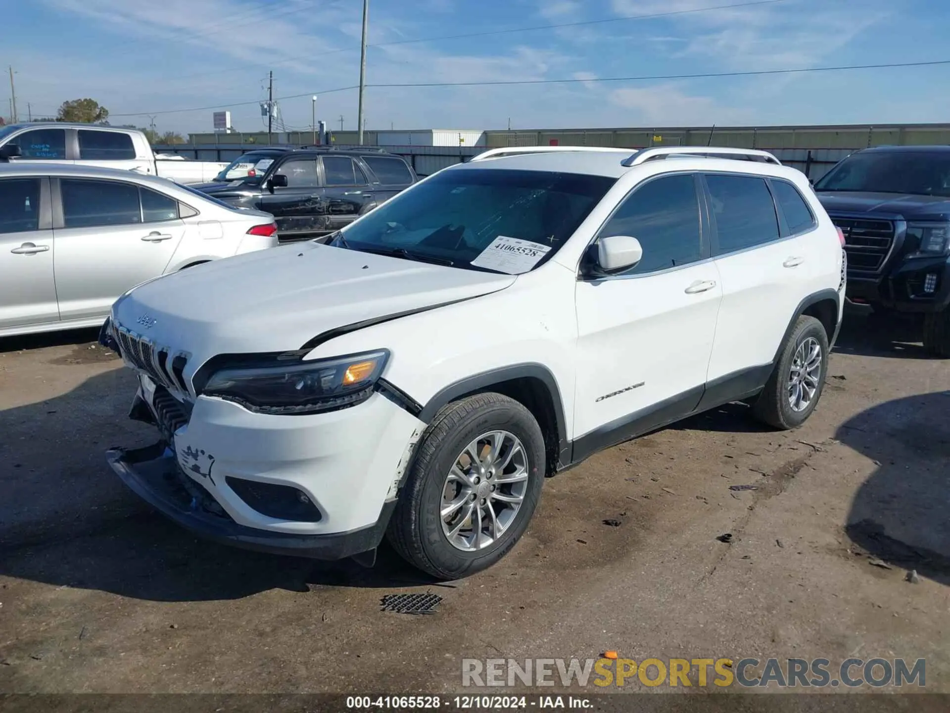2 fotografías del automóvil dañado 1C4PJLLX4KD275338 JEEP CHEROKEE 2019