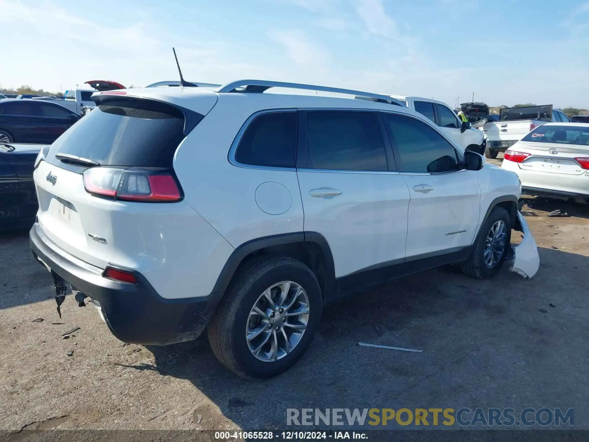 4 fotografías del automóvil dañado 1C4PJLLX4KD275338 JEEP CHEROKEE 2019