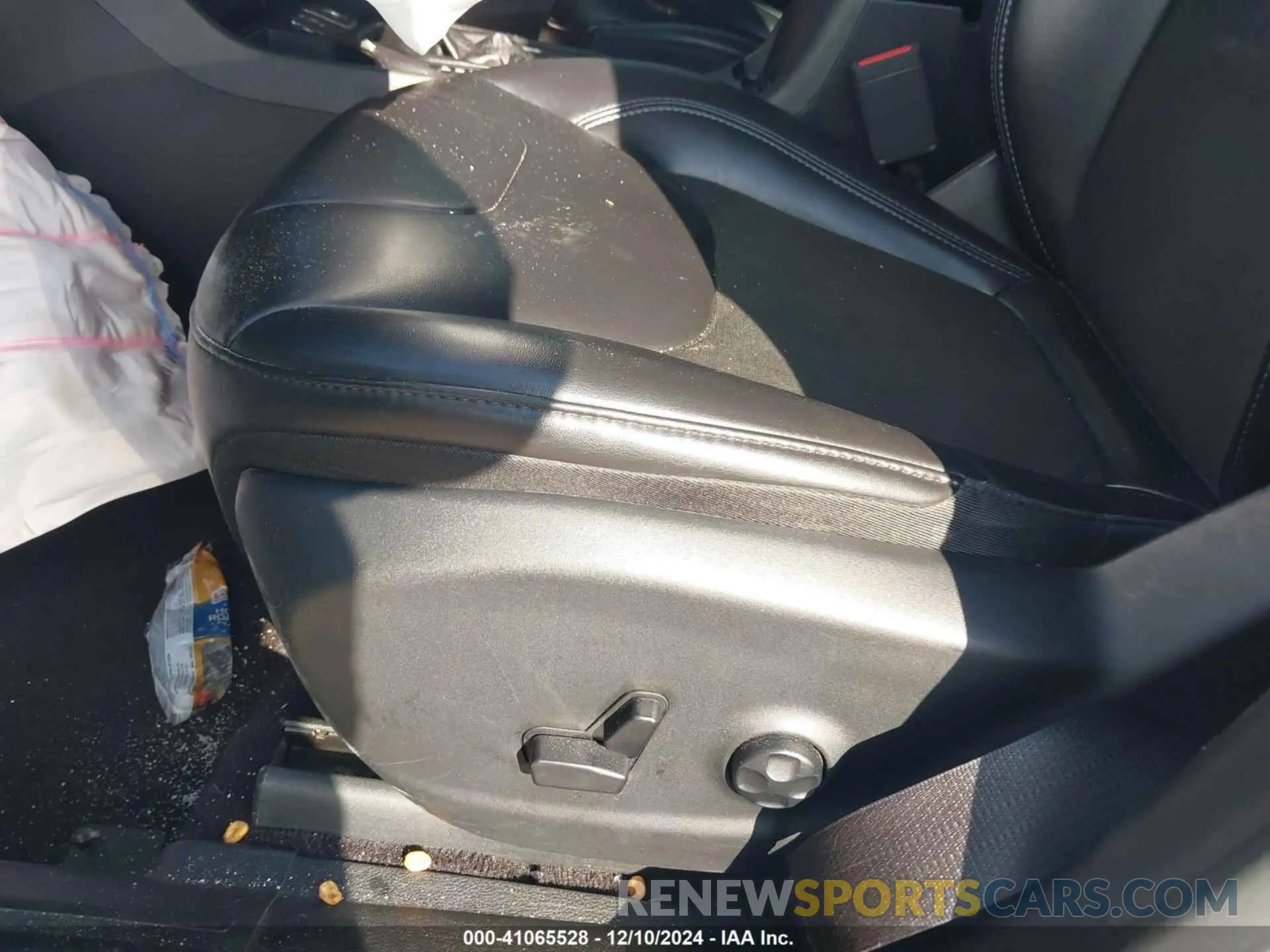 9 fotografías del automóvil dañado 1C4PJLLX4KD275338 JEEP CHEROKEE 2019