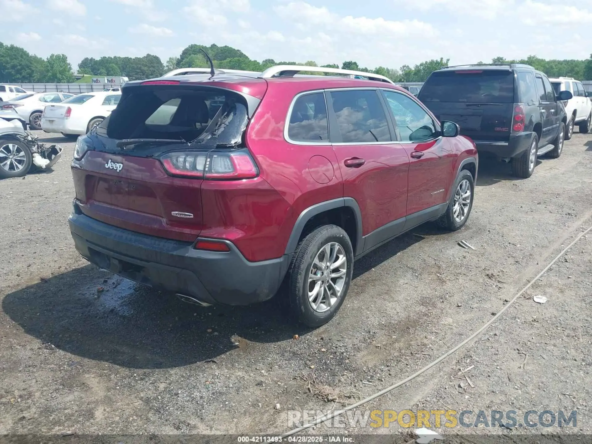 4 fotografías del automóvil dañado 1C4PJLLXXKD132846 JEEP CHEROKEE 2019