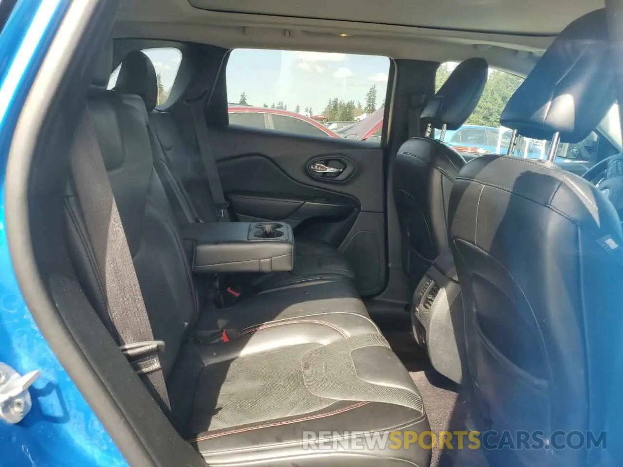 11 fotografías del automóvil dañado 1C4PJMBX0KD108370 JEEP CHEROKEE 2019