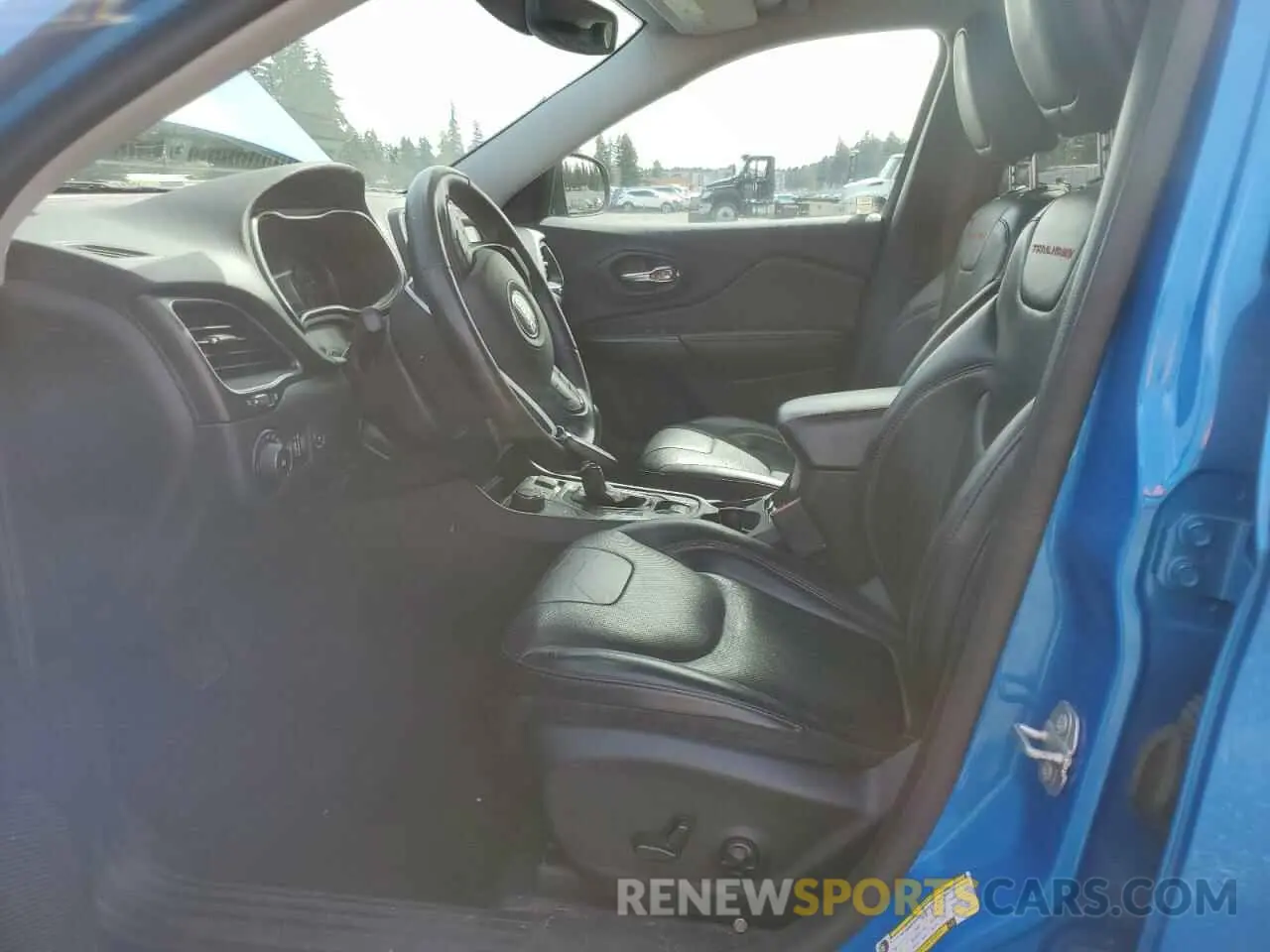 7 fotografías del automóvil dañado 1C4PJMBX0KD108370 JEEP CHEROKEE 2019