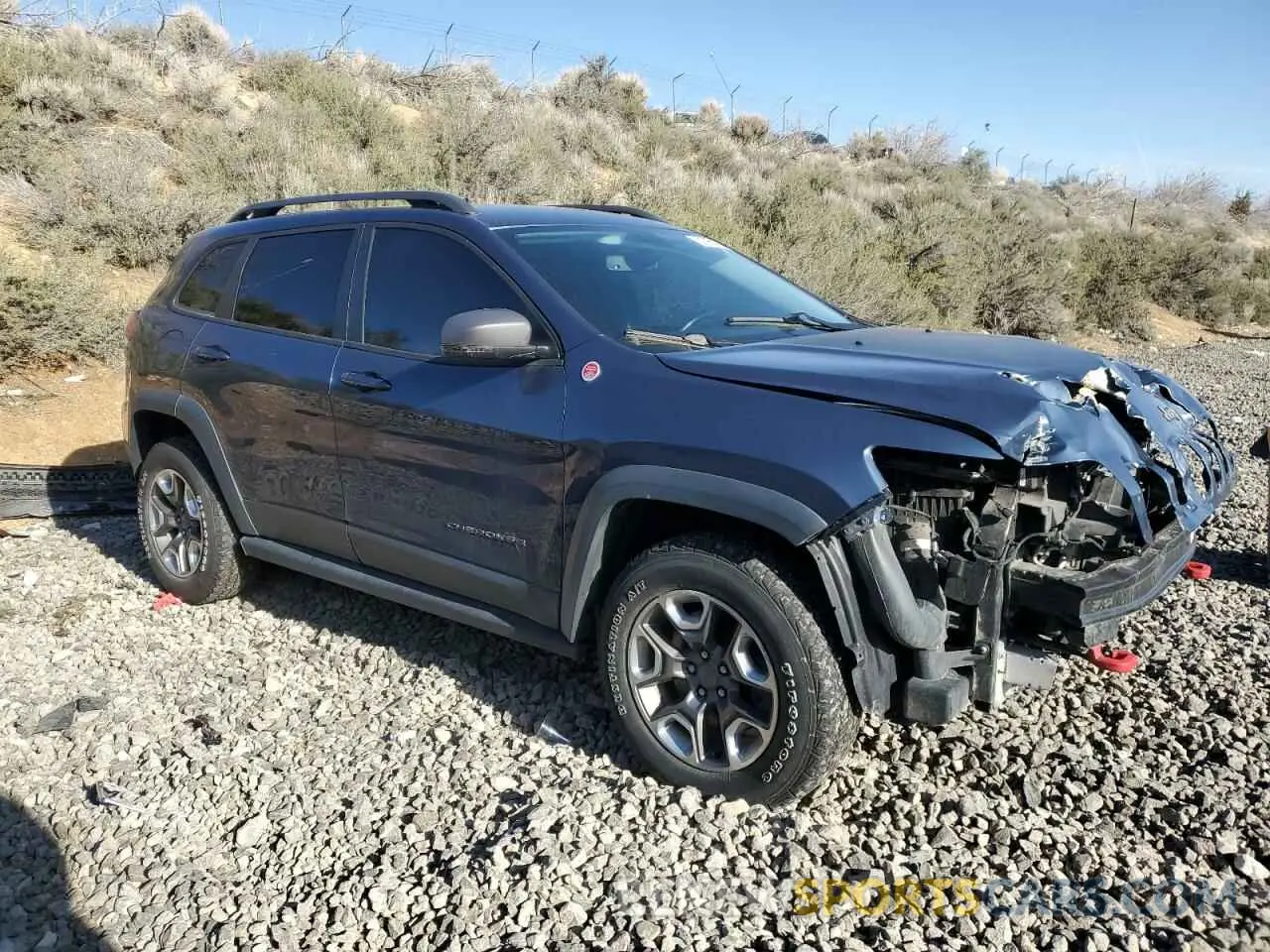 4 fotografías del automóvil dañado 1C4PJMBX1KD468702 JEEP CHEROKEE 2019