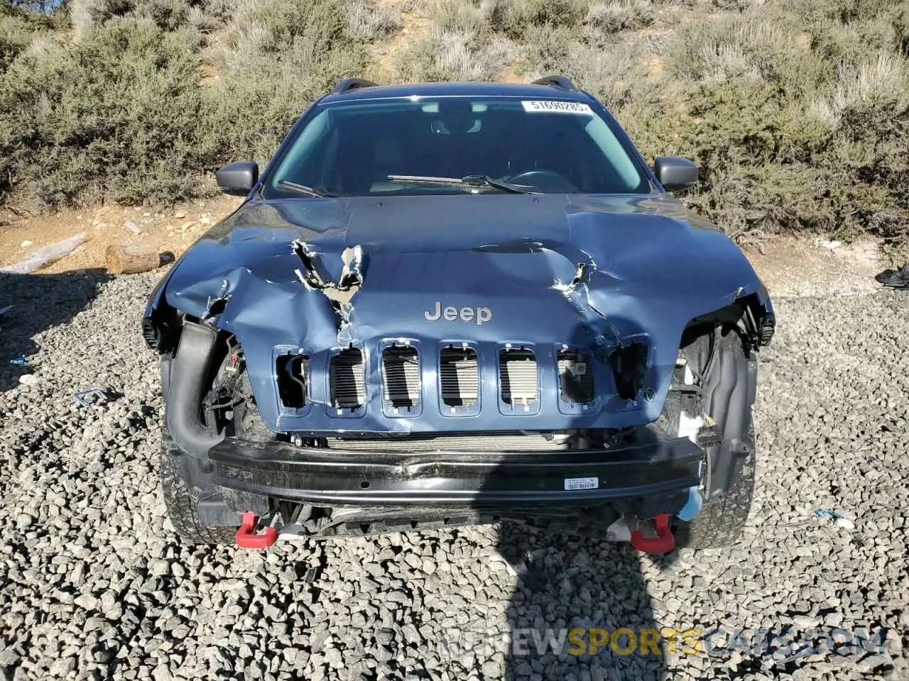 5 fotografías del automóvil dañado 1C4PJMBX1KD468702 JEEP CHEROKEE 2019