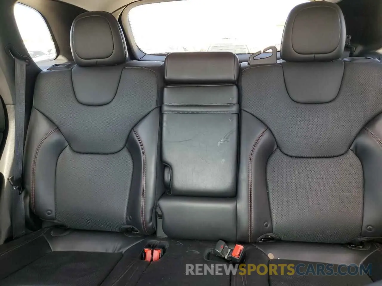 10 fotografías del automóvil dañado 1C4PJMBX2KD311549 JEEP CHEROKEE 2019