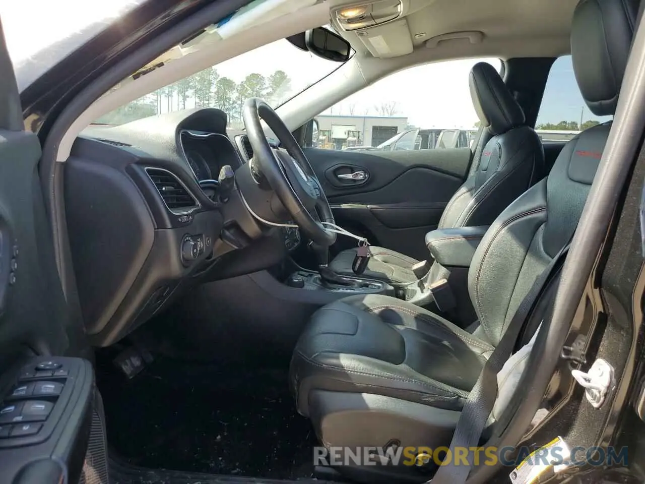 7 fotografías del automóvil dañado 1C4PJMBX2KD311549 JEEP CHEROKEE 2019