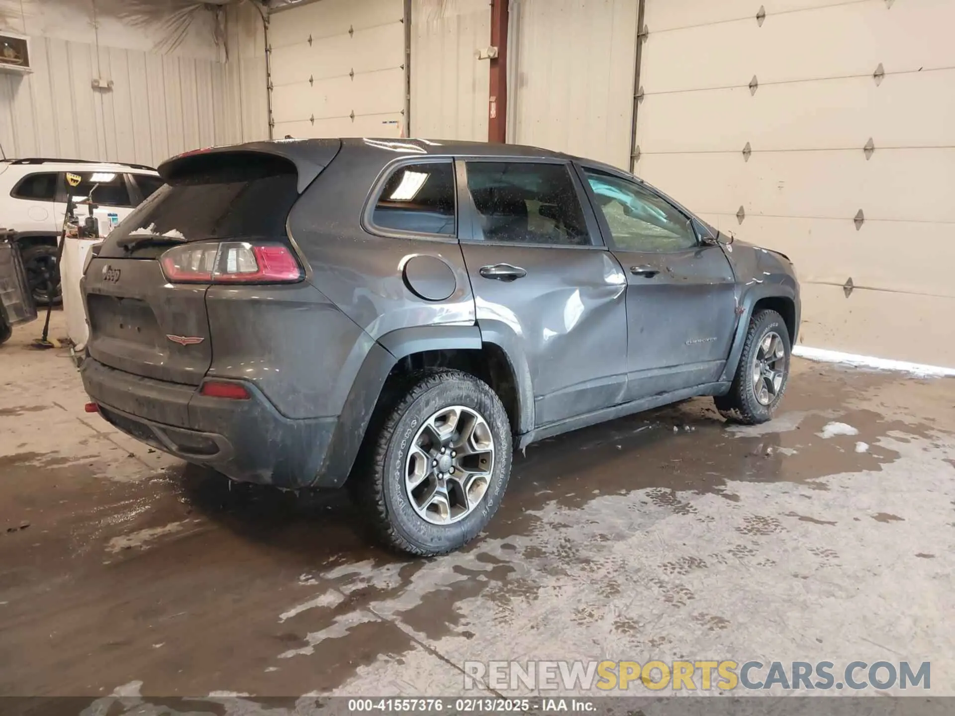 4 fotografías del automóvil dañado 1C4PJMBX3KD185962 JEEP CHEROKEE 2019