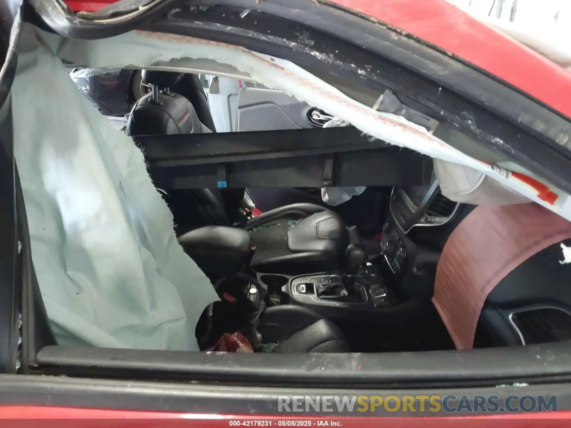 5 fotografías del automóvil dañado 1C4PJMBX3KD272972 JEEP CHEROKEE 2019